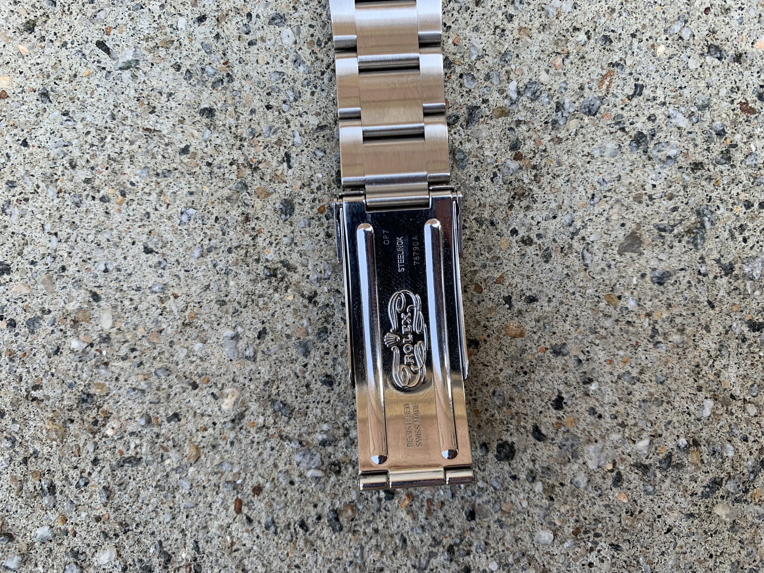 DCE34972-0F61-4686-A28B-2D02008992B1