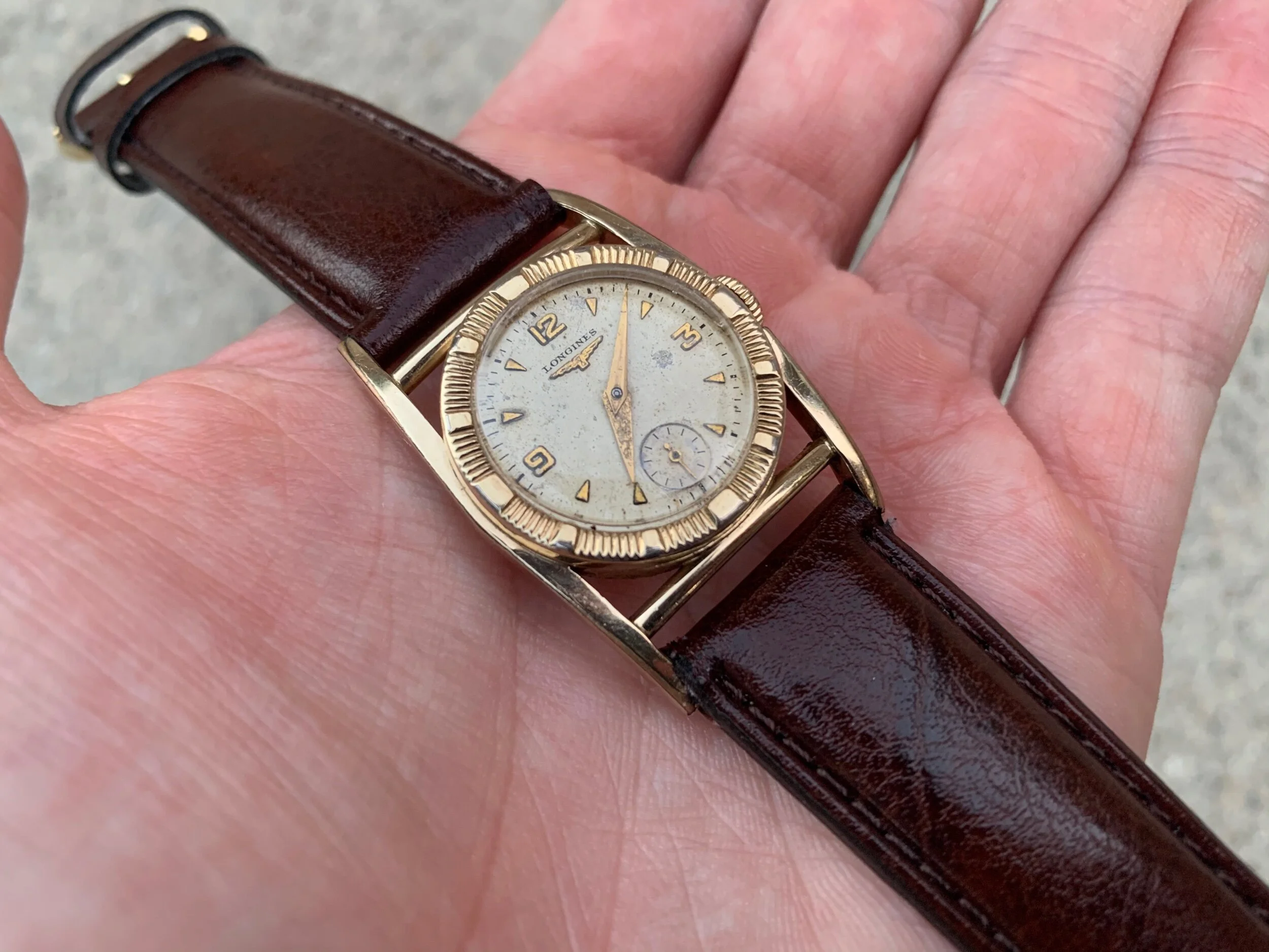 5D6AB574-2FAB-4704-90E1-F413A7DBD1AF