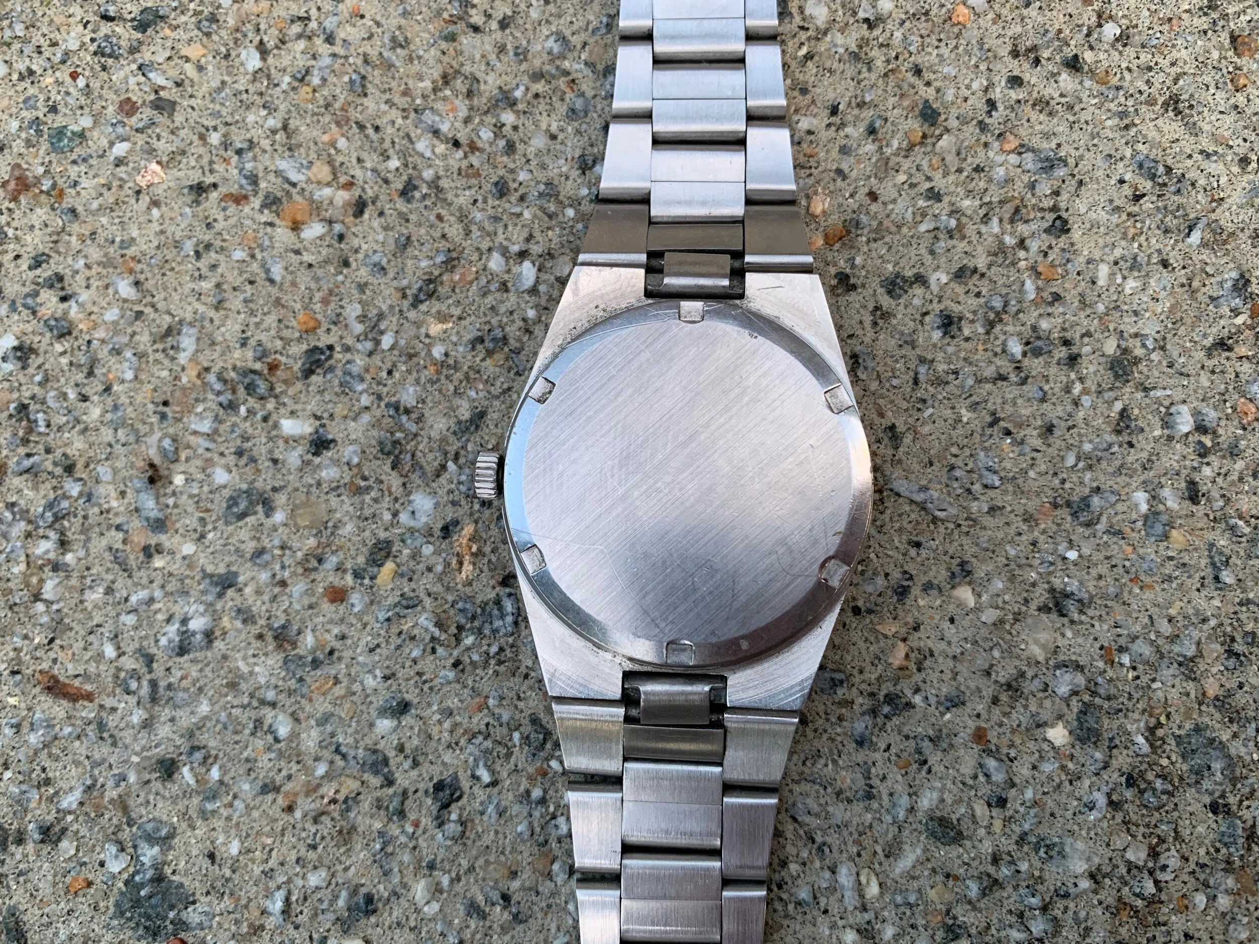 10C3A2E5-DEED-427E-B6D6-4BB8573DCCBC