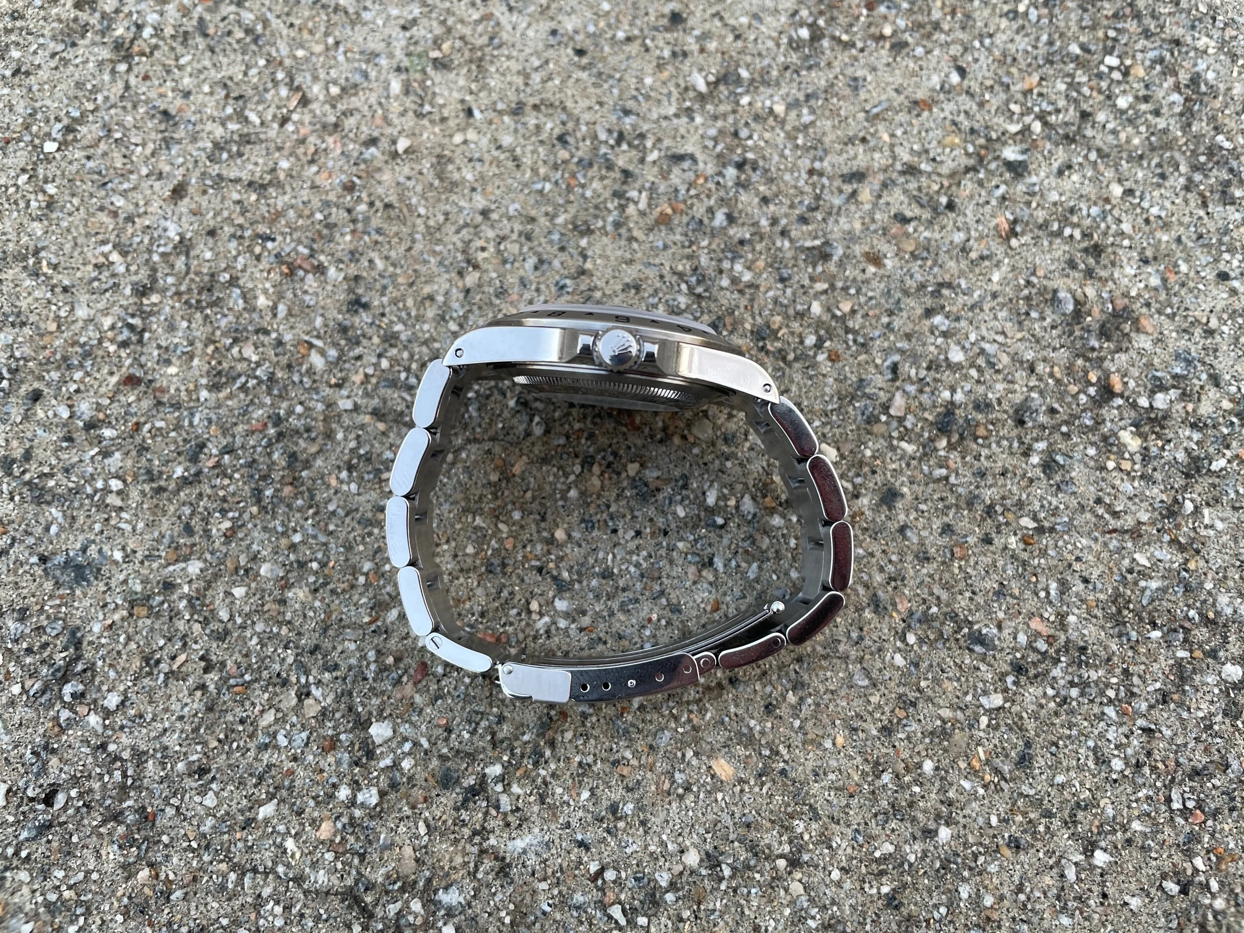 C271F5E6-38C5-48BA-8A95-EF59966D6C3A