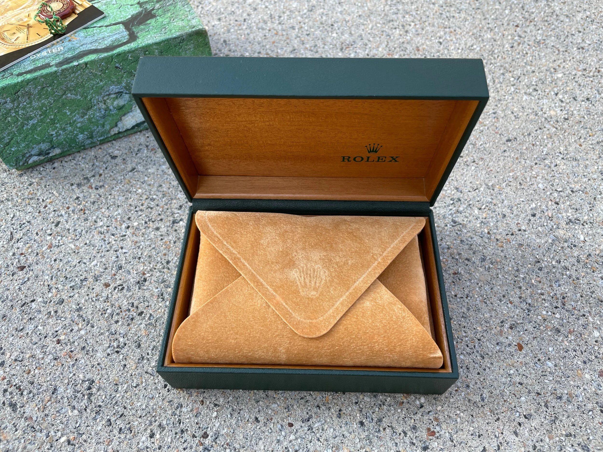 74FBAC53-6388-4A8F-A7AA-F9F2CD1D74BF