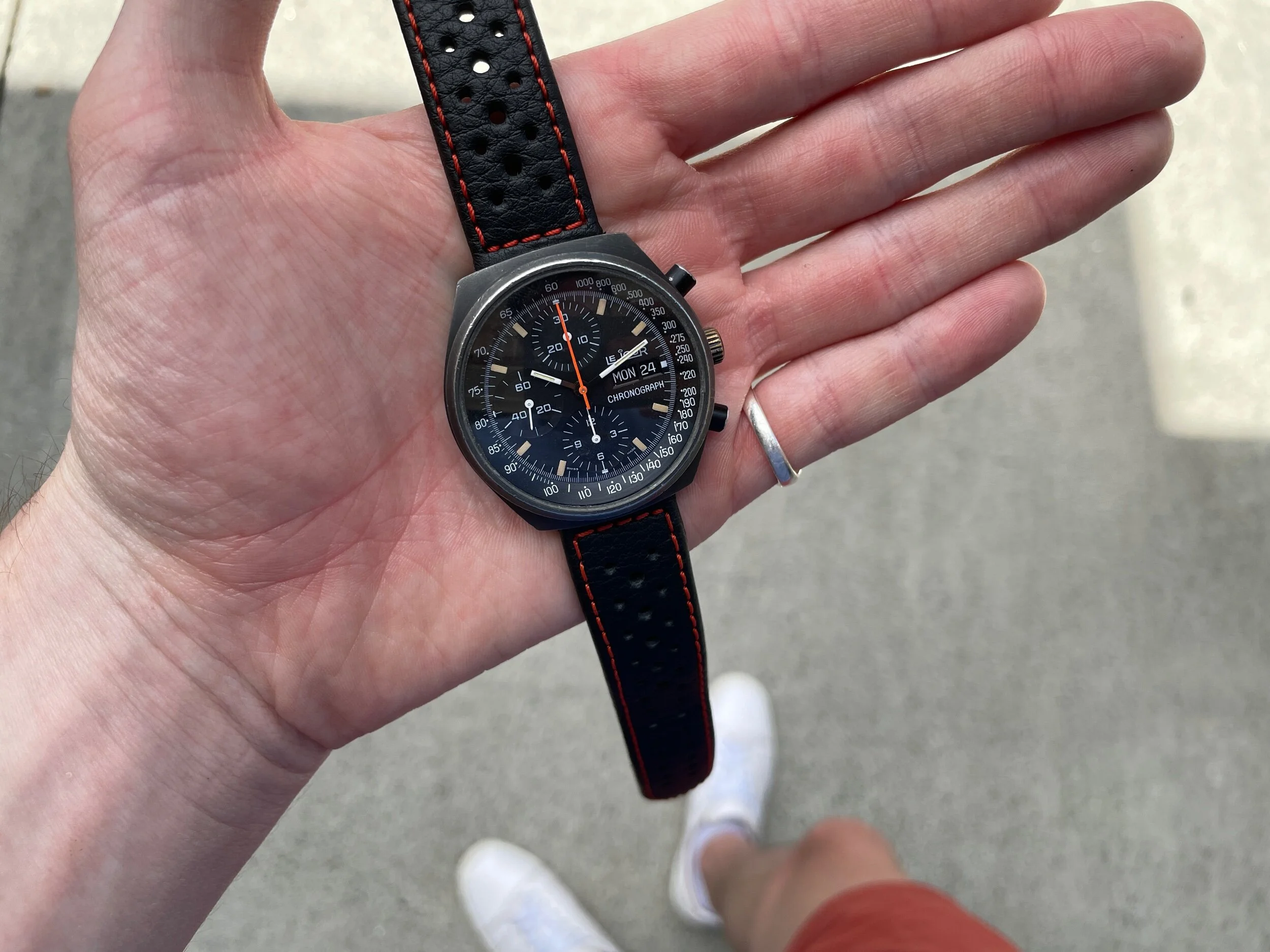 9930F8CB-B953-4D65-8F56-C15CC39112FE