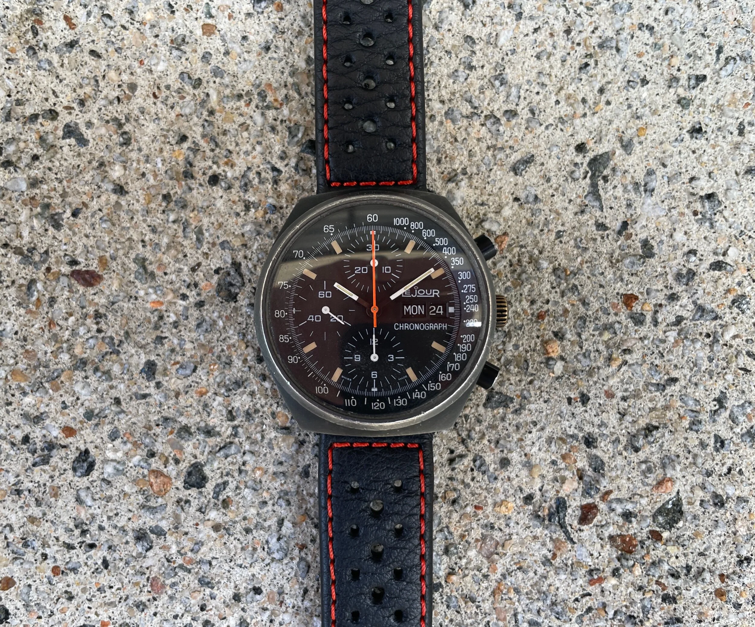 F02FAD04-F723-4E95-AFE2-C608D7A51A64