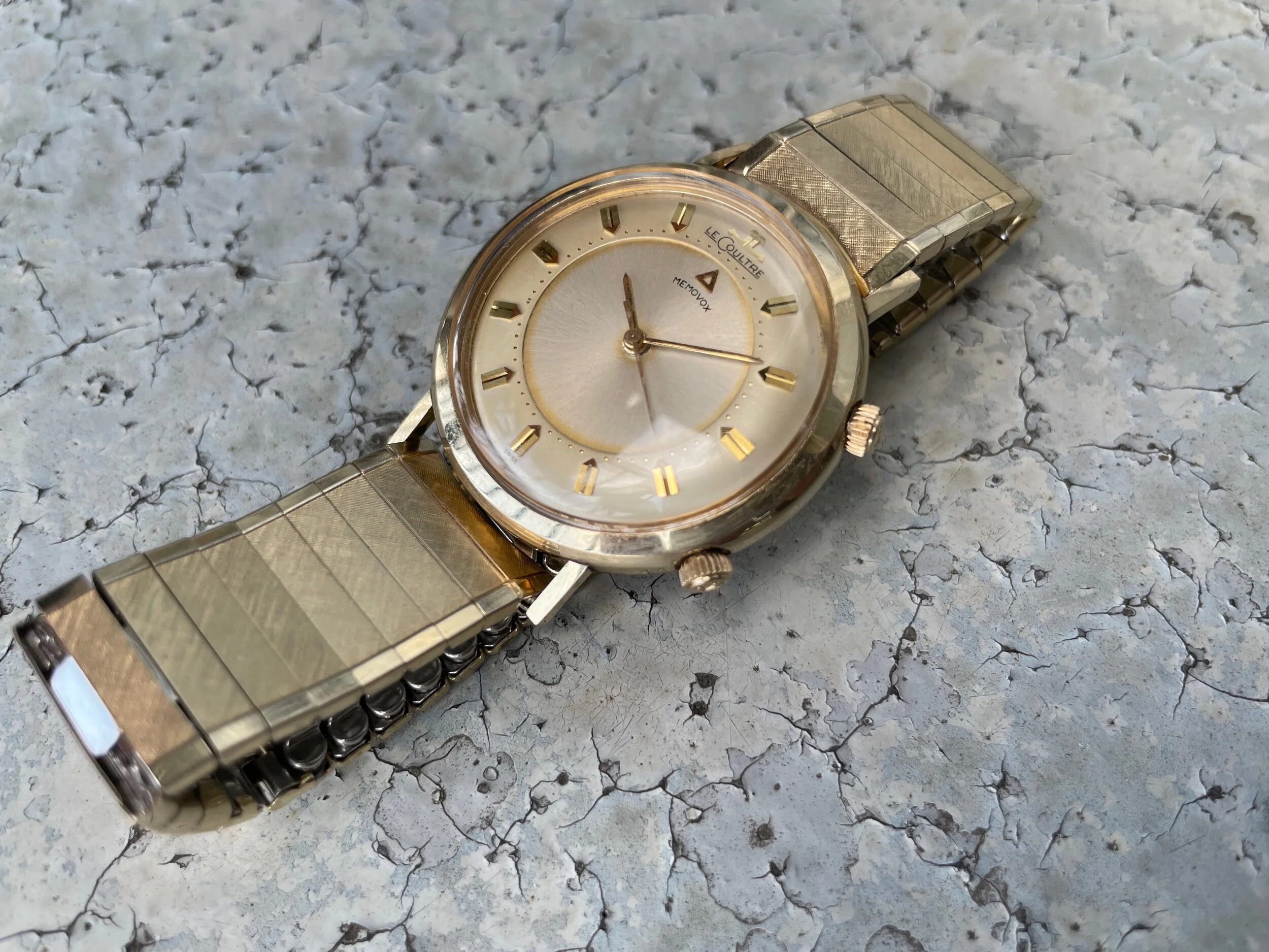 884FA9D0-9610-40A7-B2FE-EFBFC2D1868F