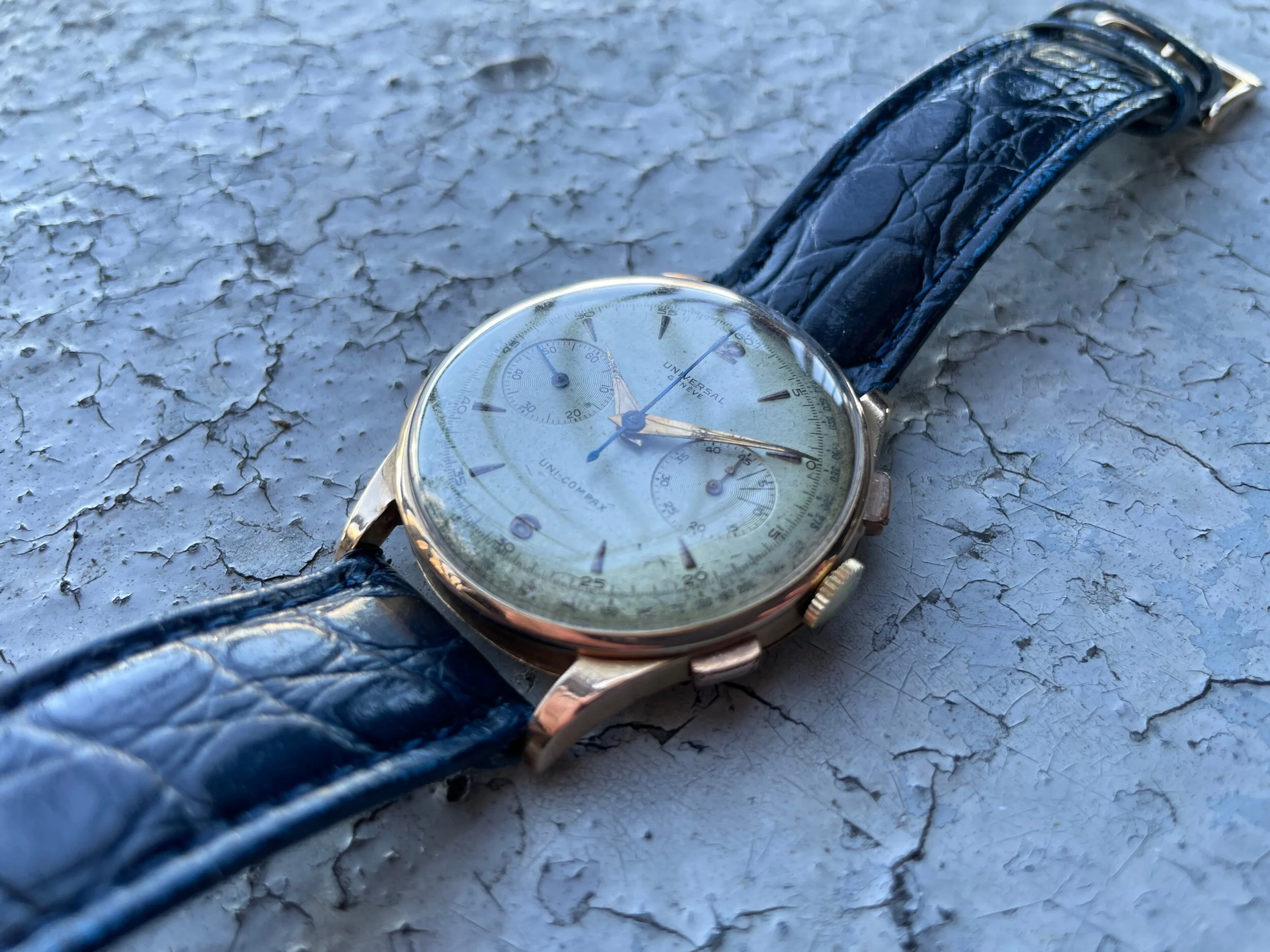 89839103-8AB3-4FAF-85FD-1347D90C26AE