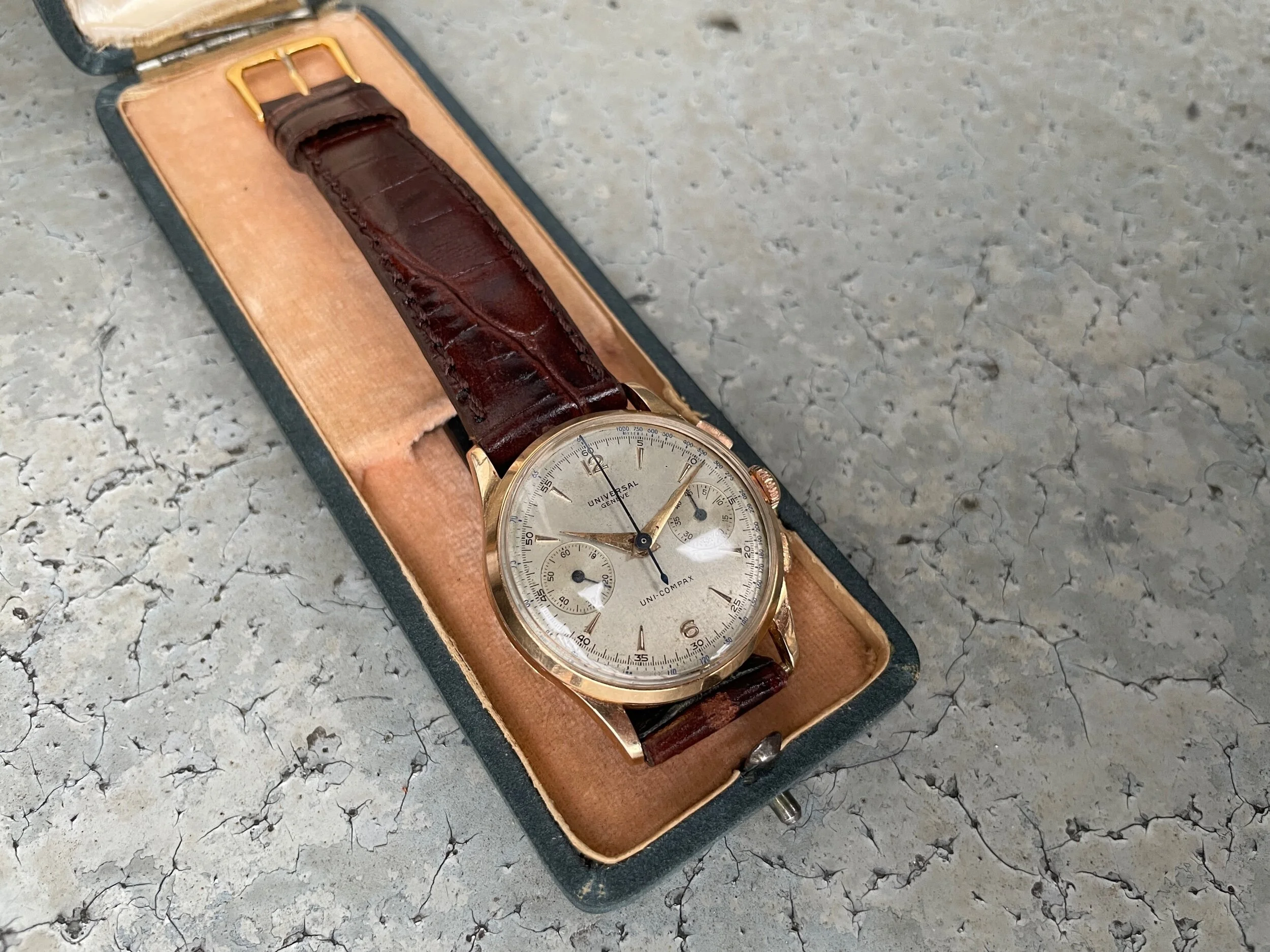 D745EEFE-5ED3-4C08-B7D6-FBC201727898