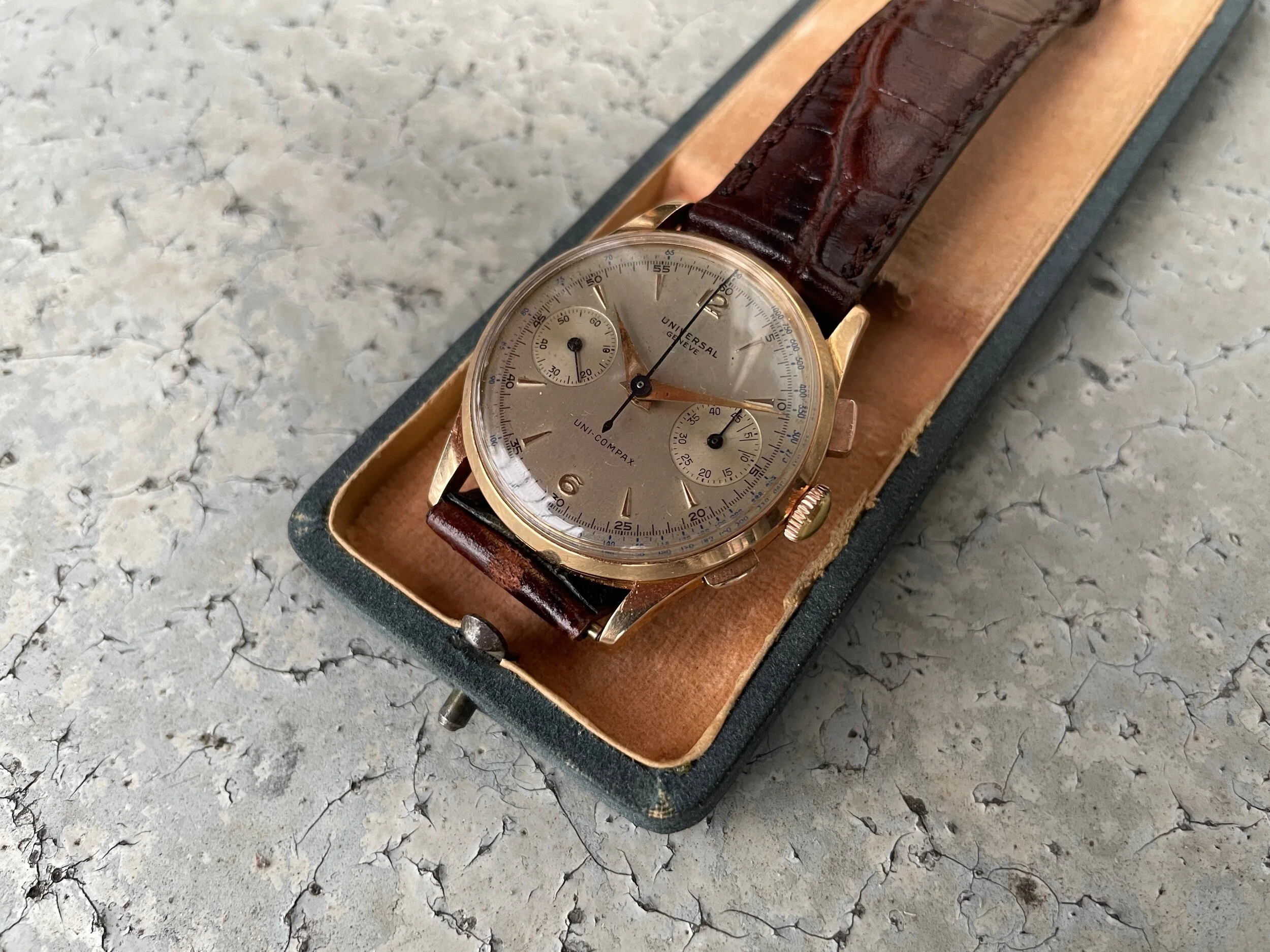 EEC02C93-C9C9-4570-994D-7DADB8A9AEFB