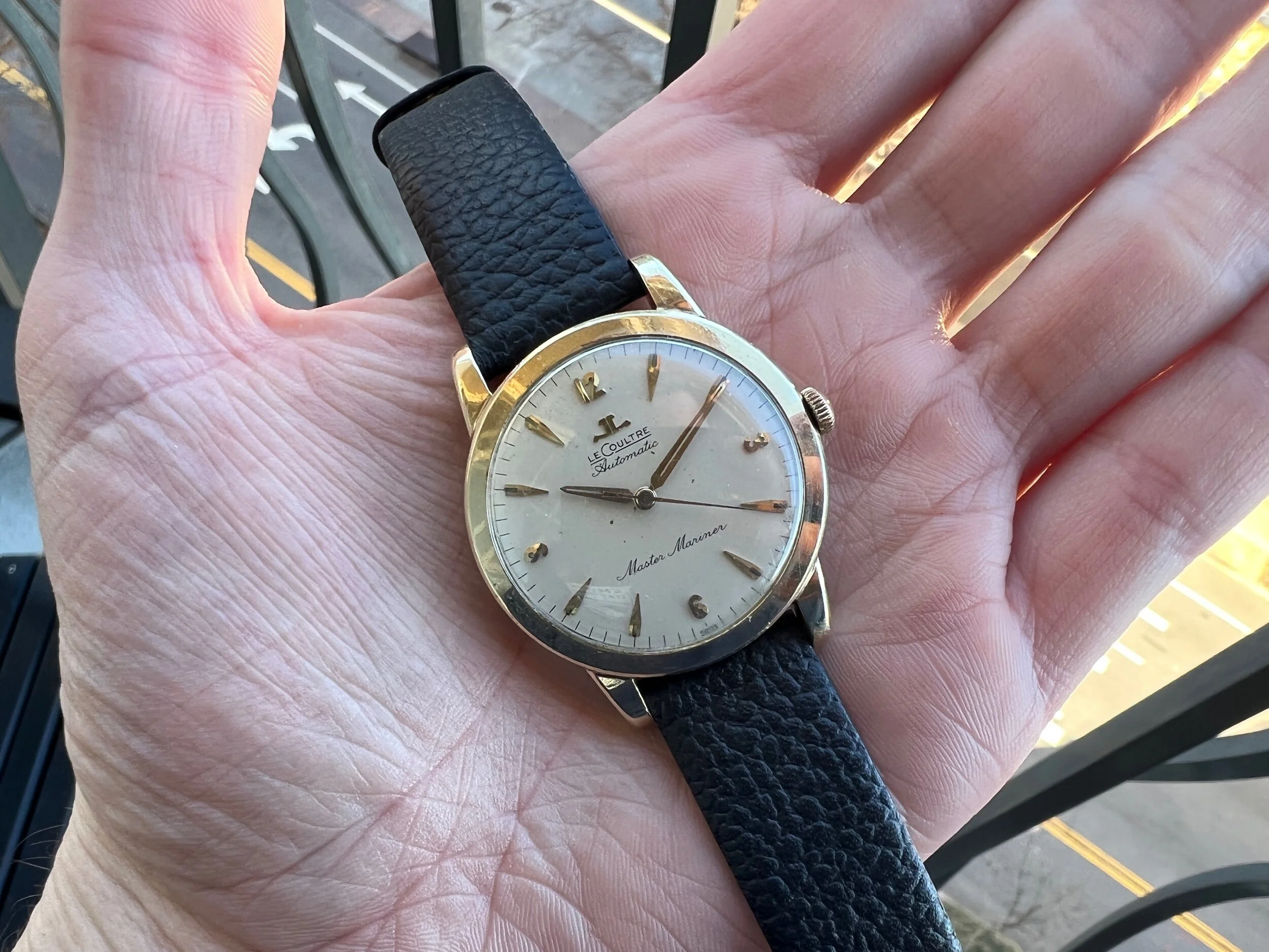 957292B1-1095-41C3-BC43-CD675E179601