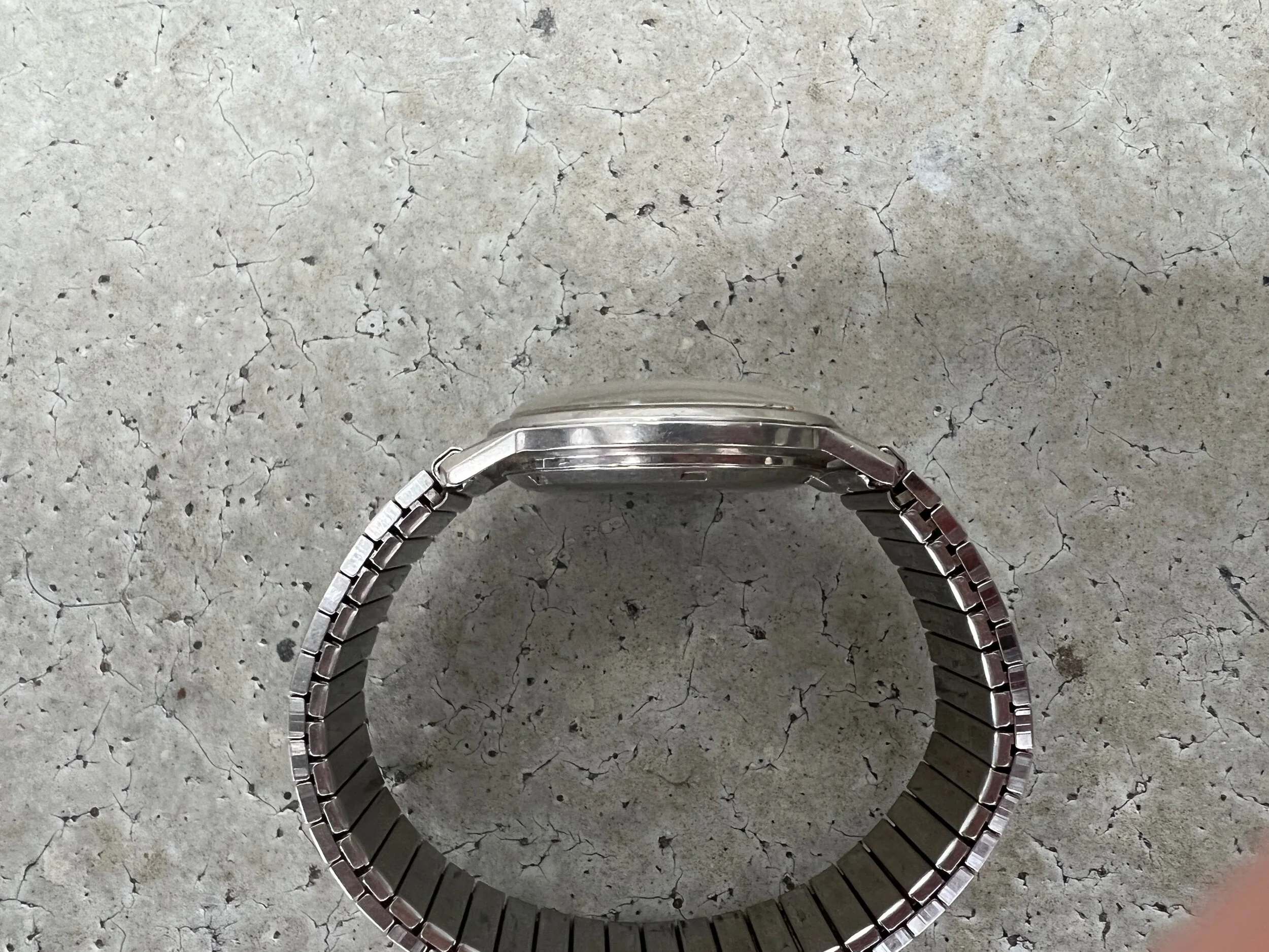 8FEAA56E-A838-41CE-B52C-C0EBEFBF4118