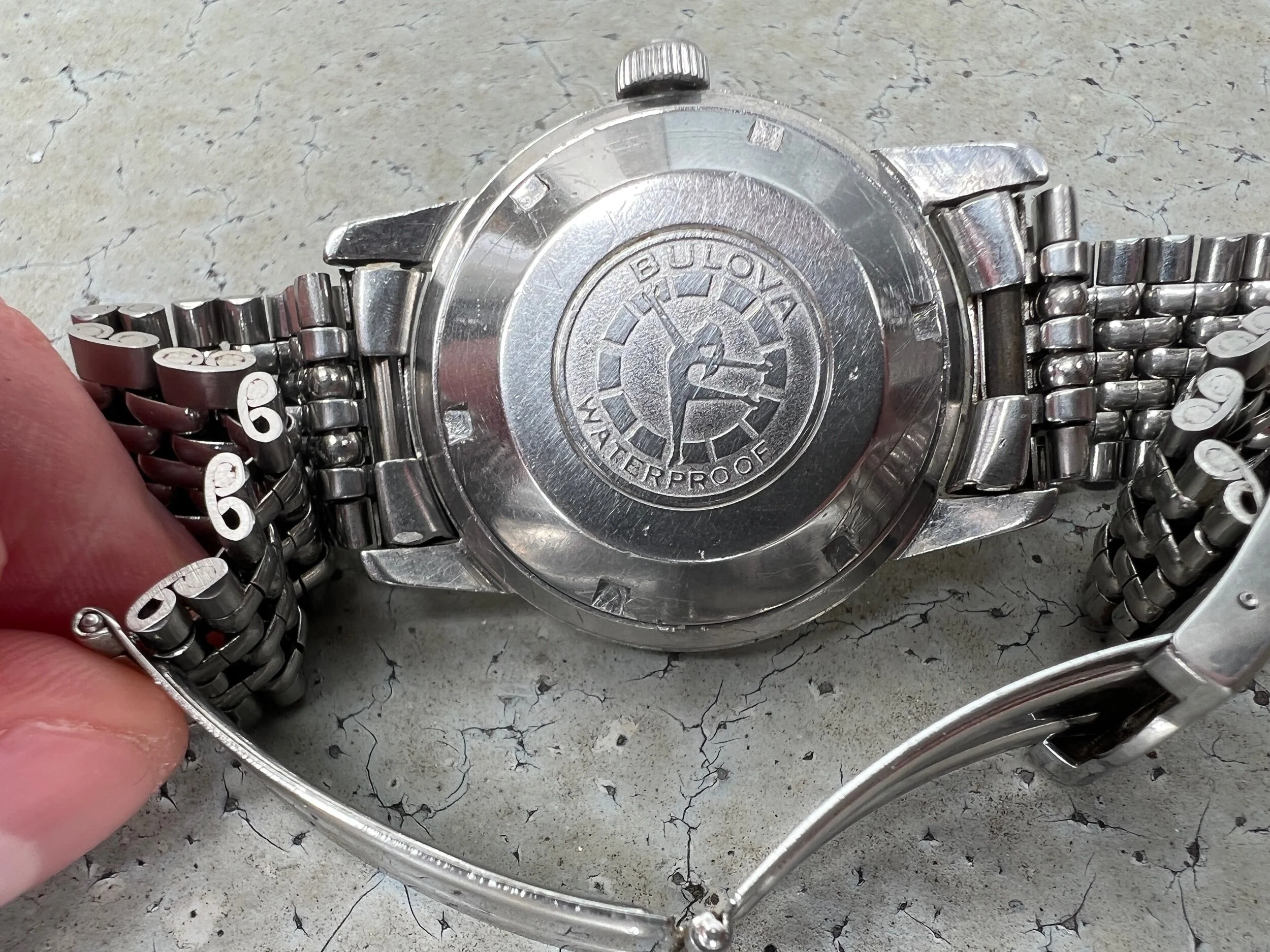 93BC2534-9DE4-4D83-B433-C3E2DB2A78FB