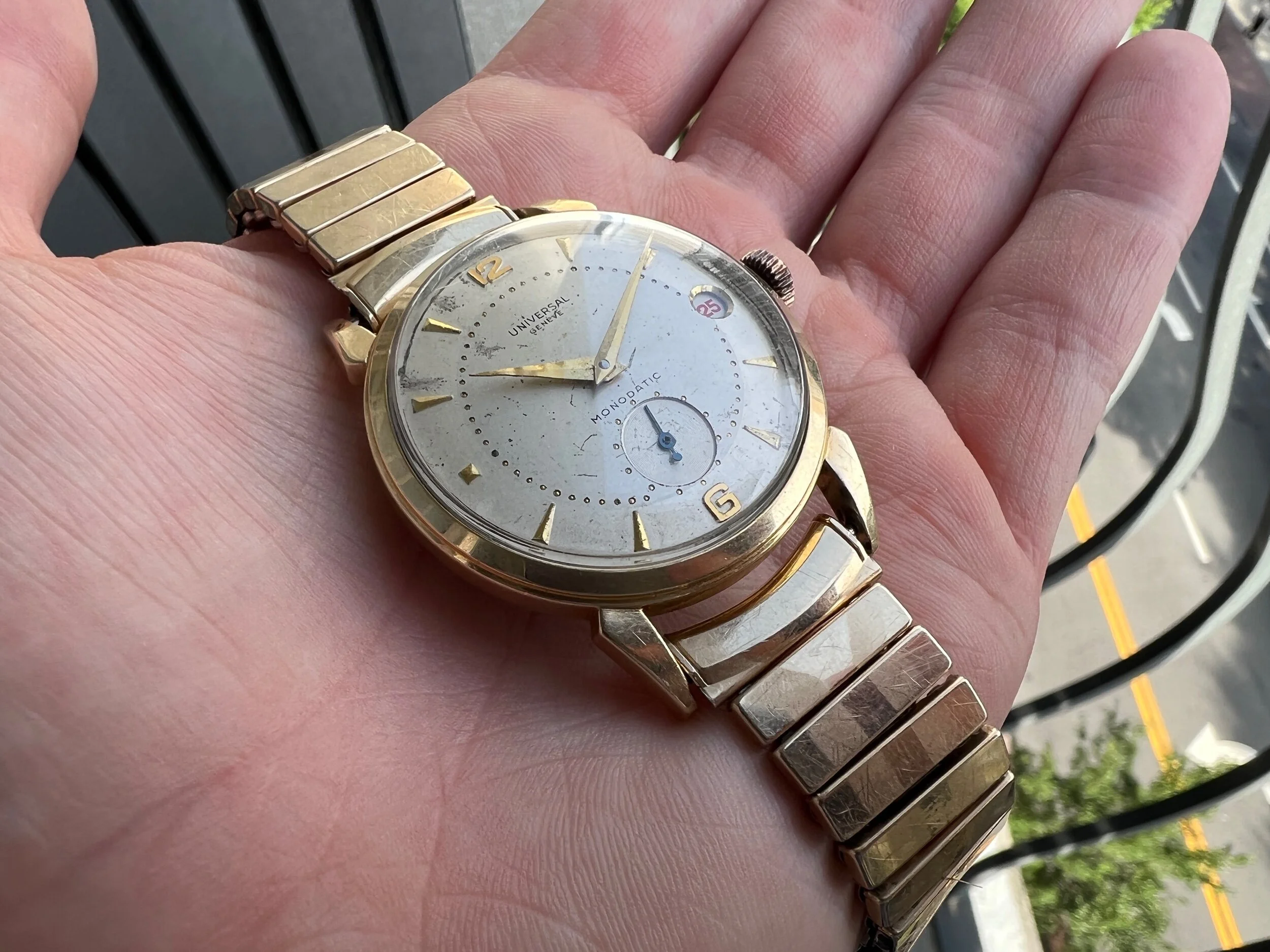 A9A2F671-A862-42DA-A1F6-6E3981B19ED5