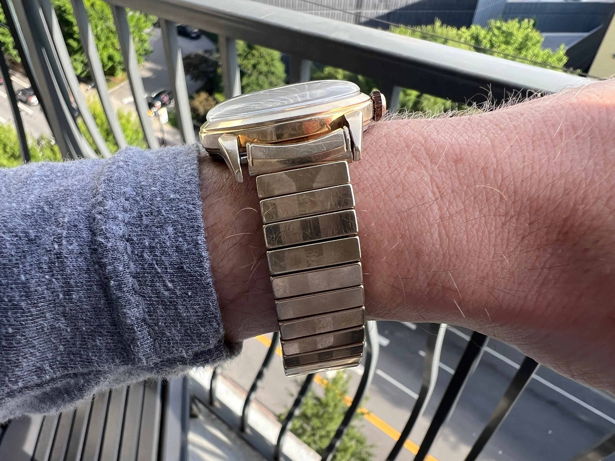 9C055F09-1618-455B-8FBC-AF80B79D5181