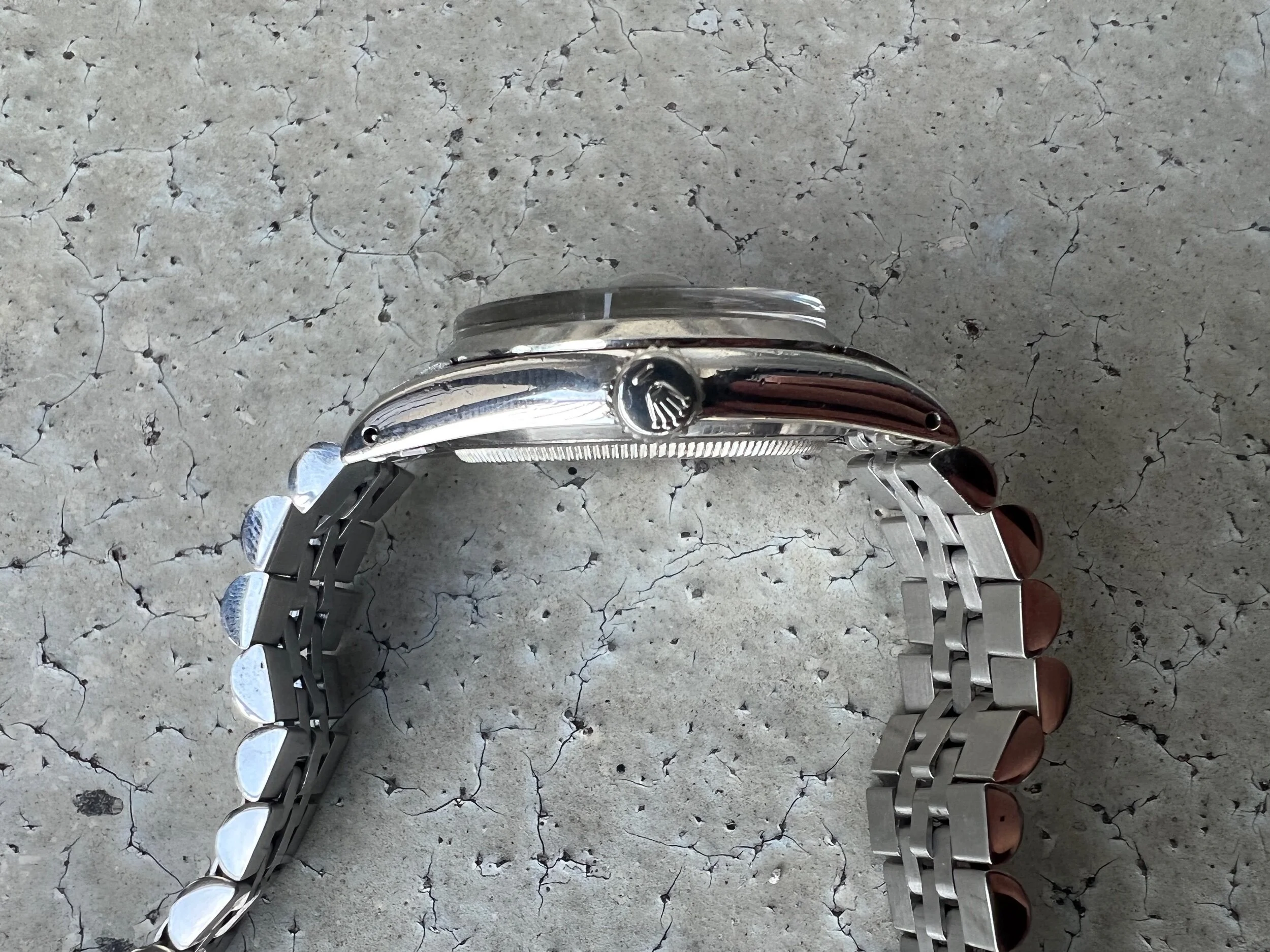 E80A5BEA-A8A9-41A5-AFD1-2AD914B9CFF7