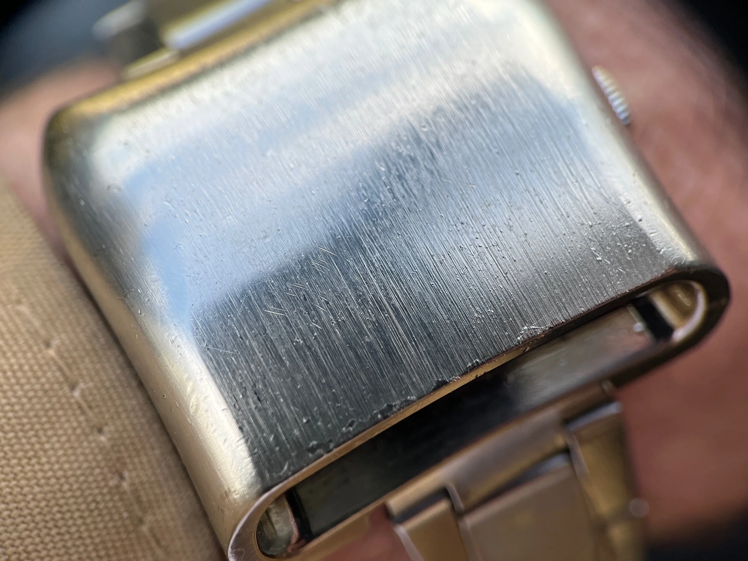 2B951184-6FC1-45A7-858B-42DEBE1054A6