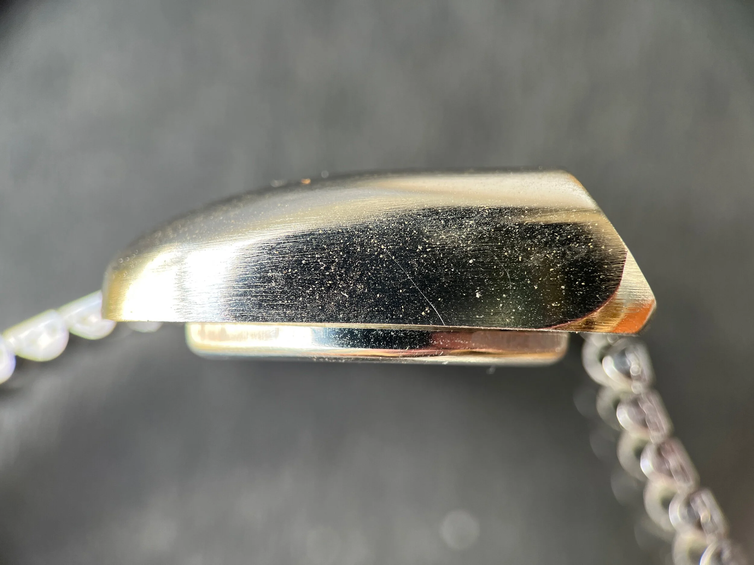 842F4B12-27A5-460F-99D9-C80D23E2FEA5