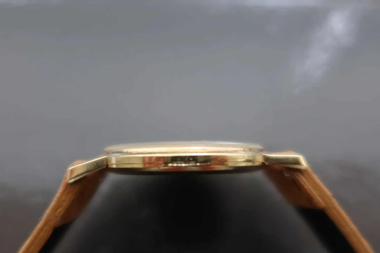 Universal Genève reference 166110/03 Golden Shadow Automatic