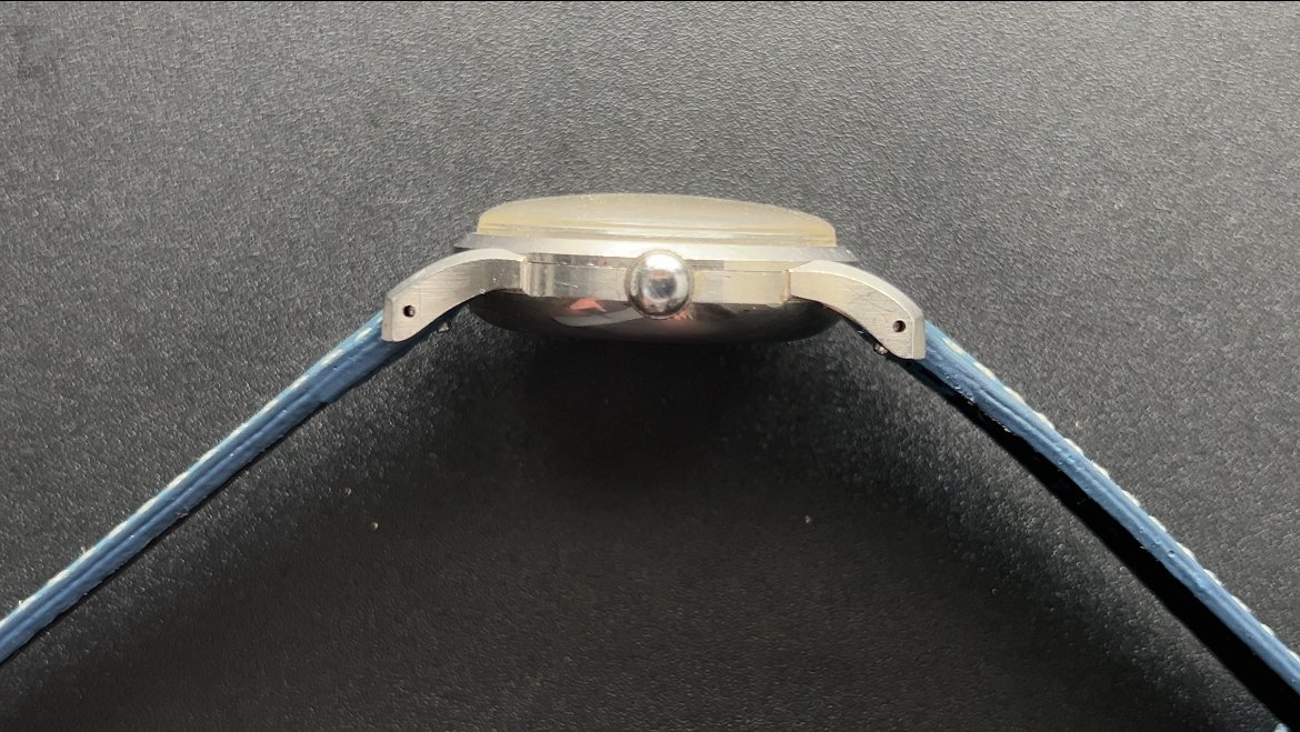 IWC Cal 85 time only steel bombe lugs photo 3.JPG