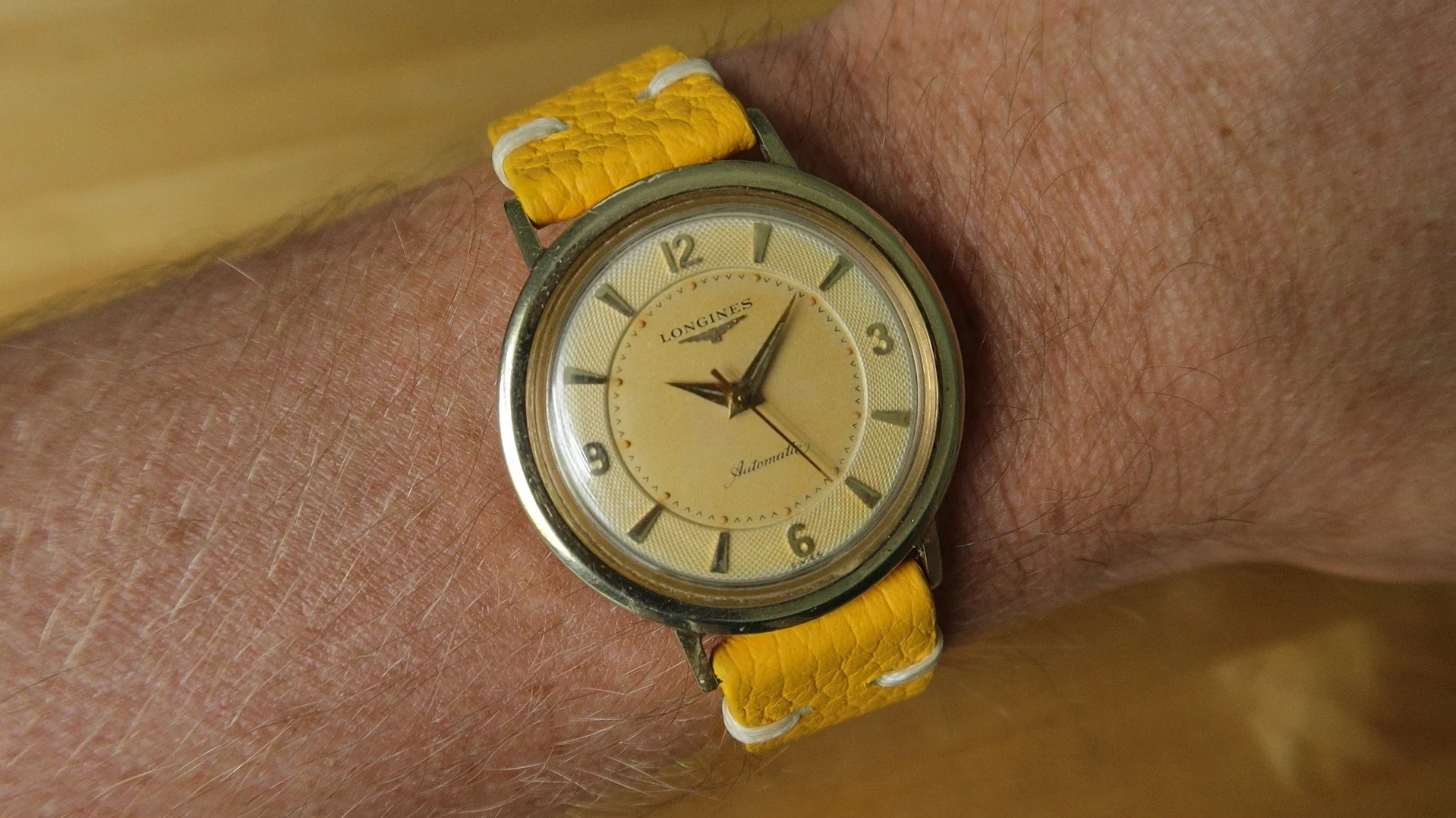 1957 Longines Ref 1042 photo 7.jpg