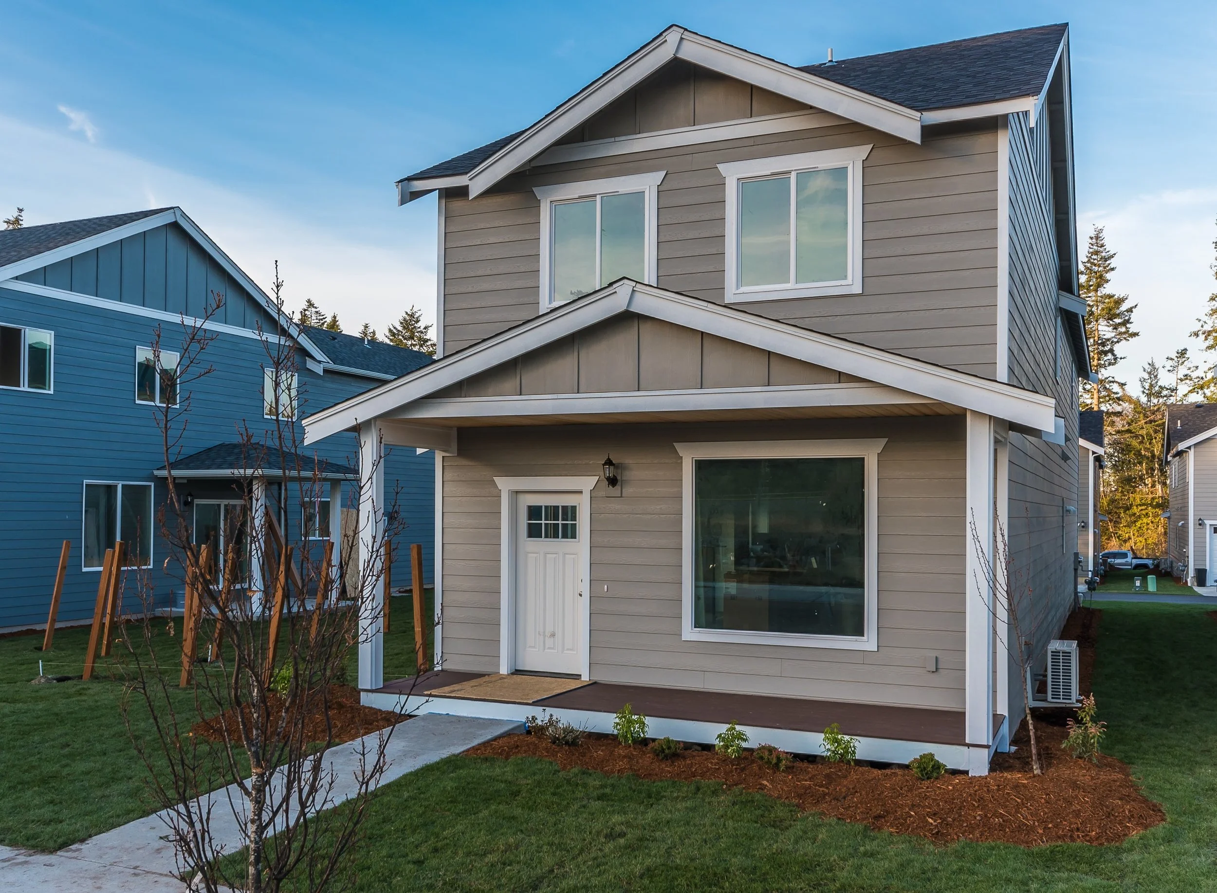 exterior photo.jpg