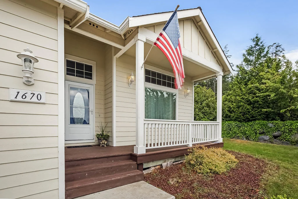031-1670AlmondLoop-OakHarbor-WA-98277-small.jpg