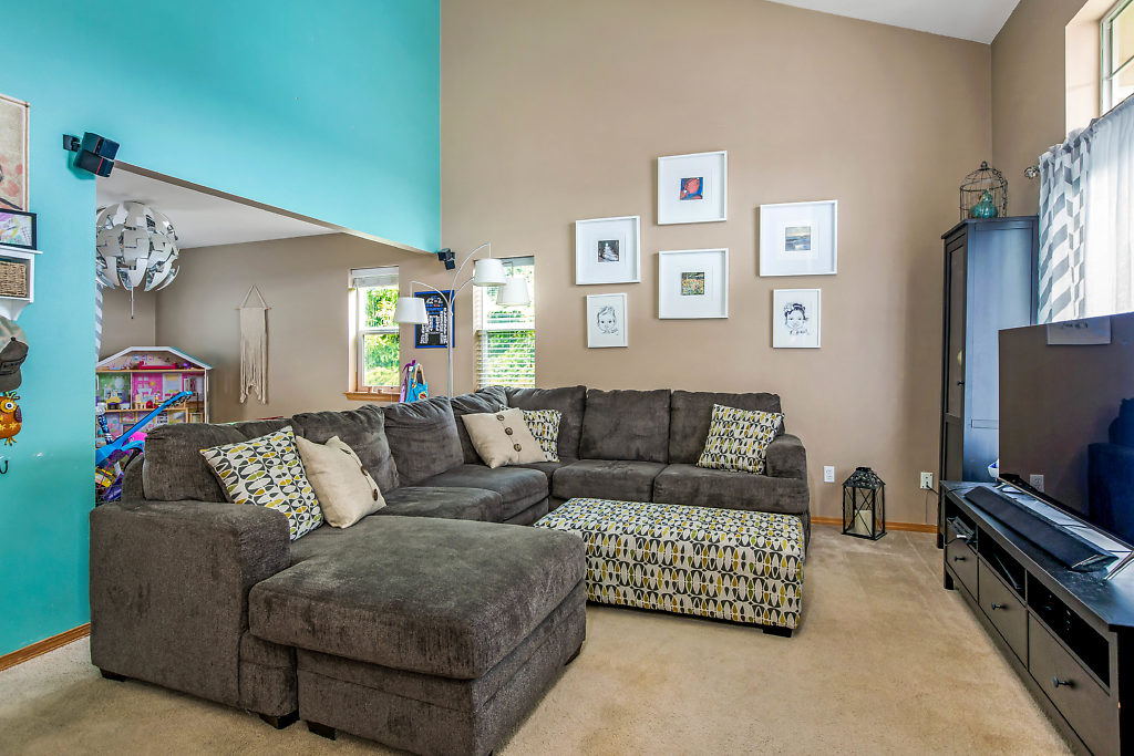 015-1670AlmondLoop-OakHarbor-WA-98277-small.jpg