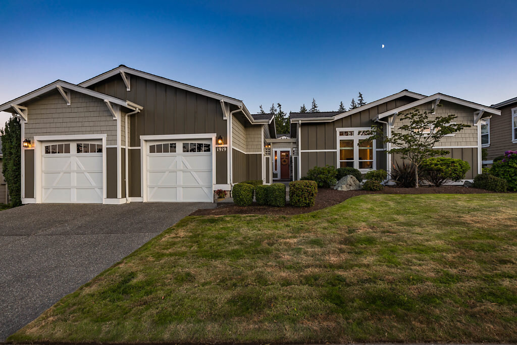 048-191927thPlace-Anacortes-WA-small.jpg