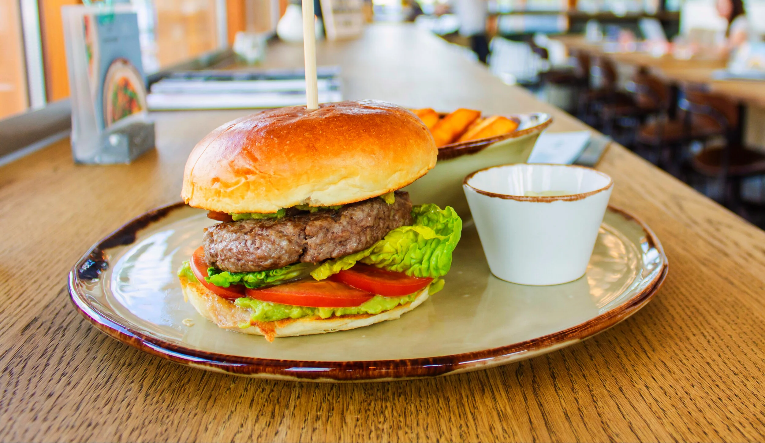 Local Lift: Oak Harbor Cafe, Creada’s Hair &amp; Wig Salon, Kau Kau Corner, and Oak Harbor Playtown GIVEAWAY