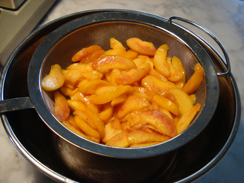 2) Macerated peaches