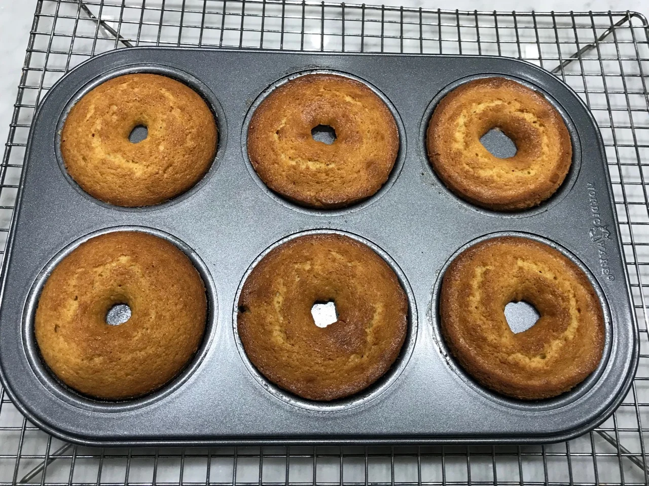 SHORTENING AND FLOUR DOUGHNUTS ON THE LEFT
