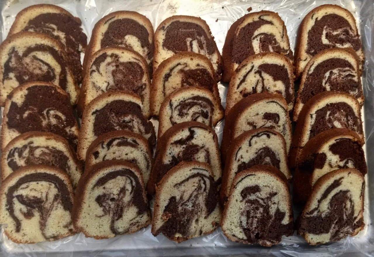 THICK BITTERSWEET CHOCOLATE CURLS ADDING TEXTURE AND TASTE