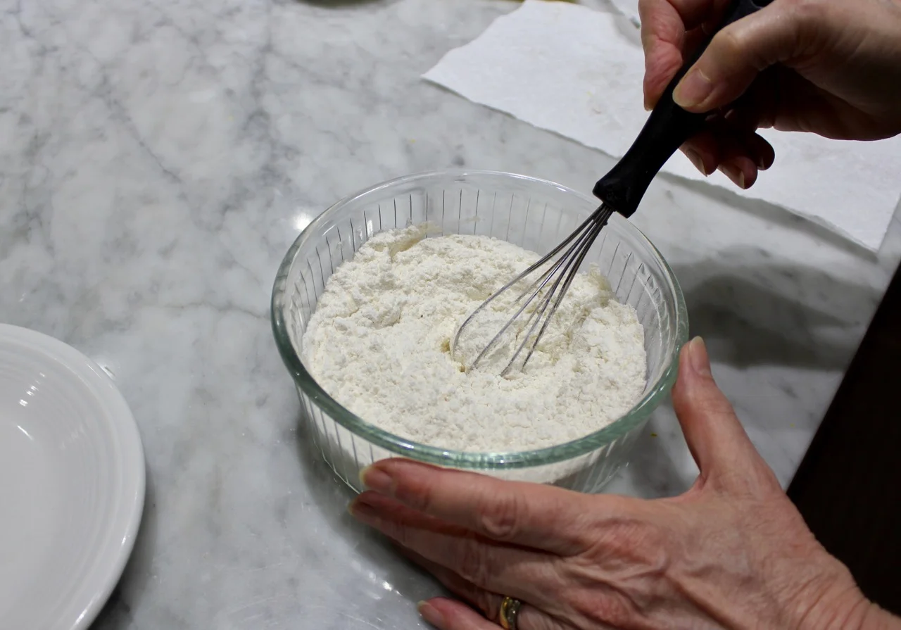 Whisking dry ingredients