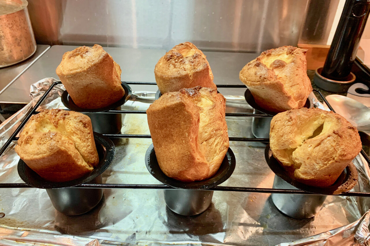 Golden Popover Mix and Standard Popover Pan Set