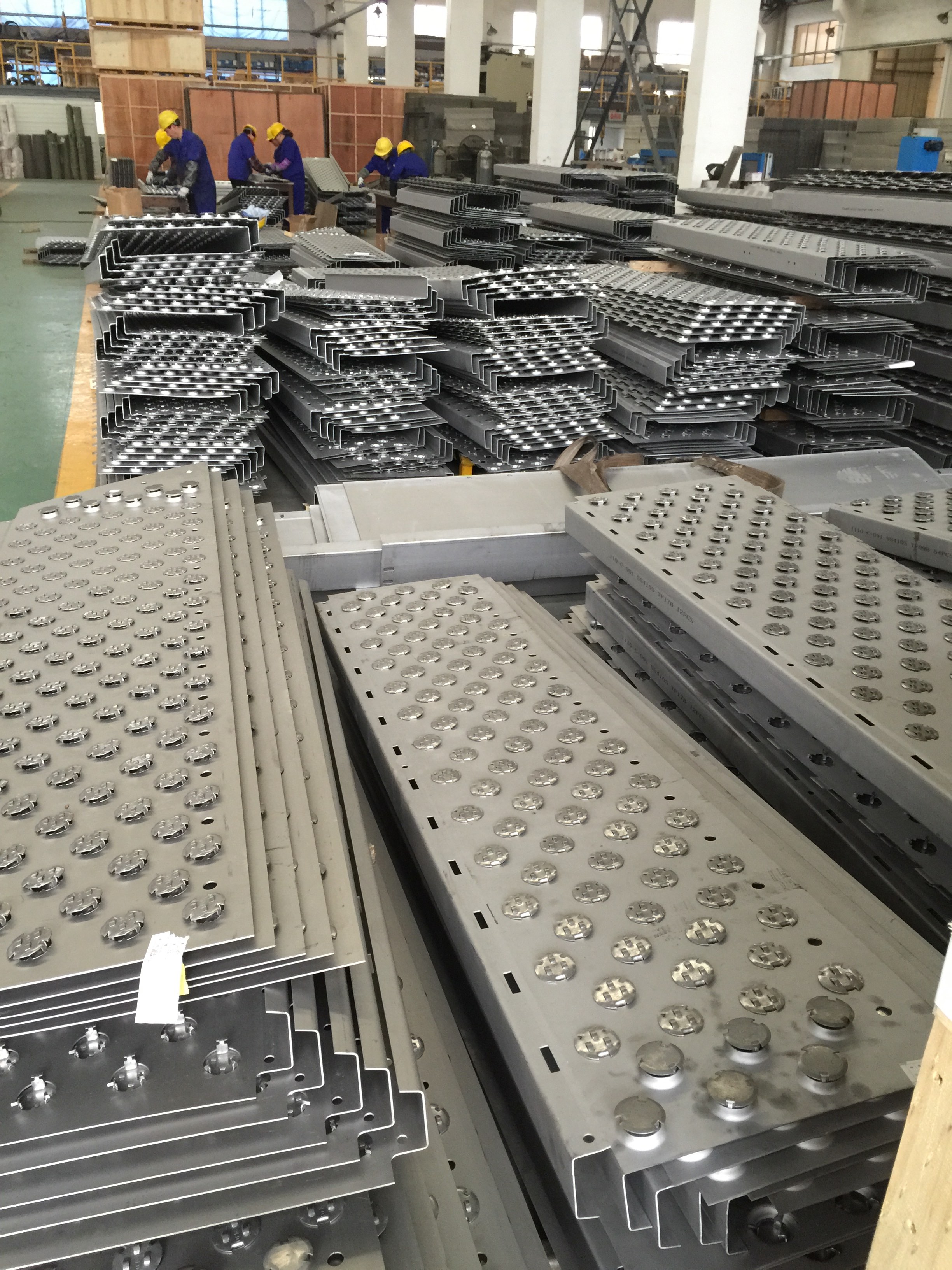 Fractionation Distillation Tray Floors.jpeg