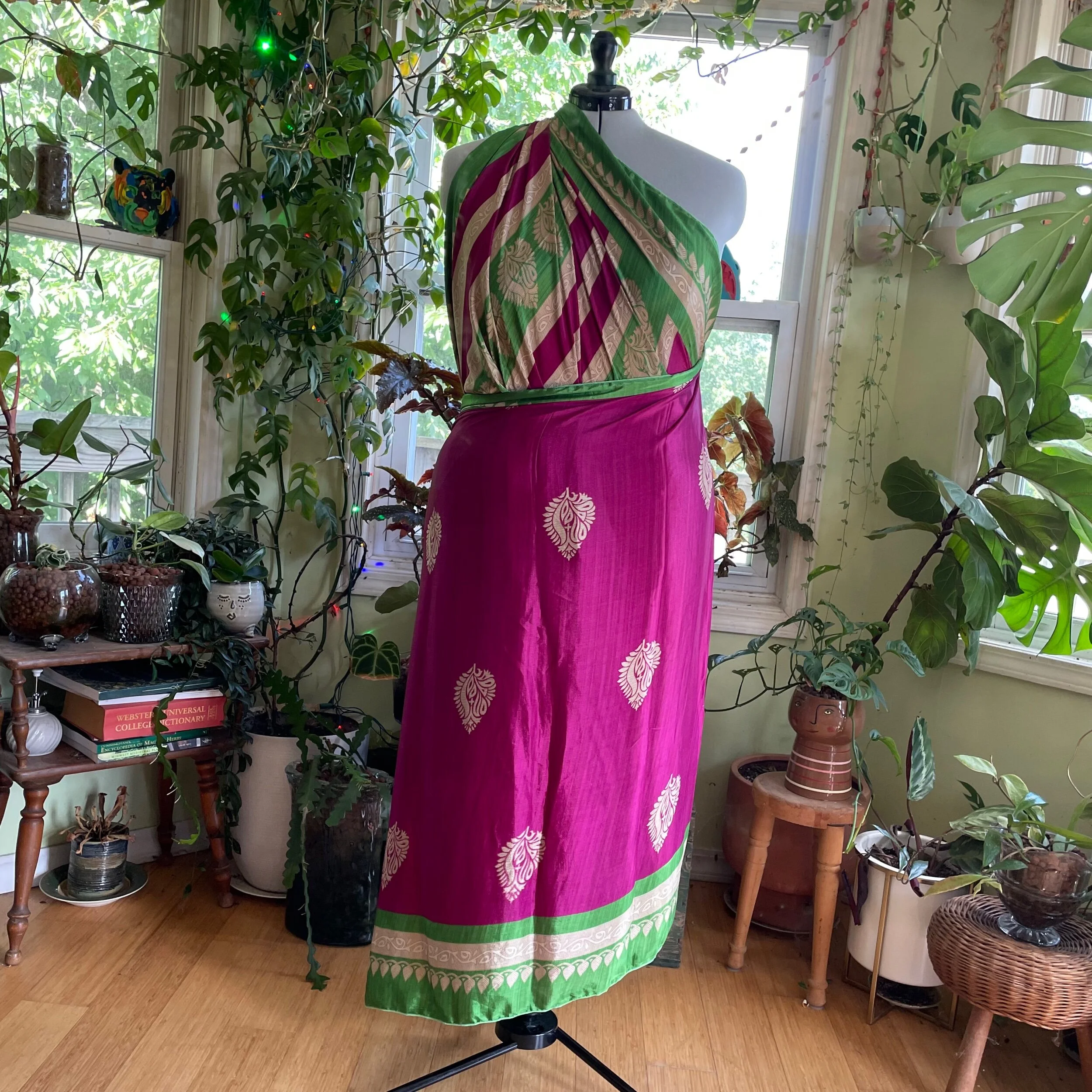 28E6EC99-9628-4CC2-9A55-E7B56654F2E8