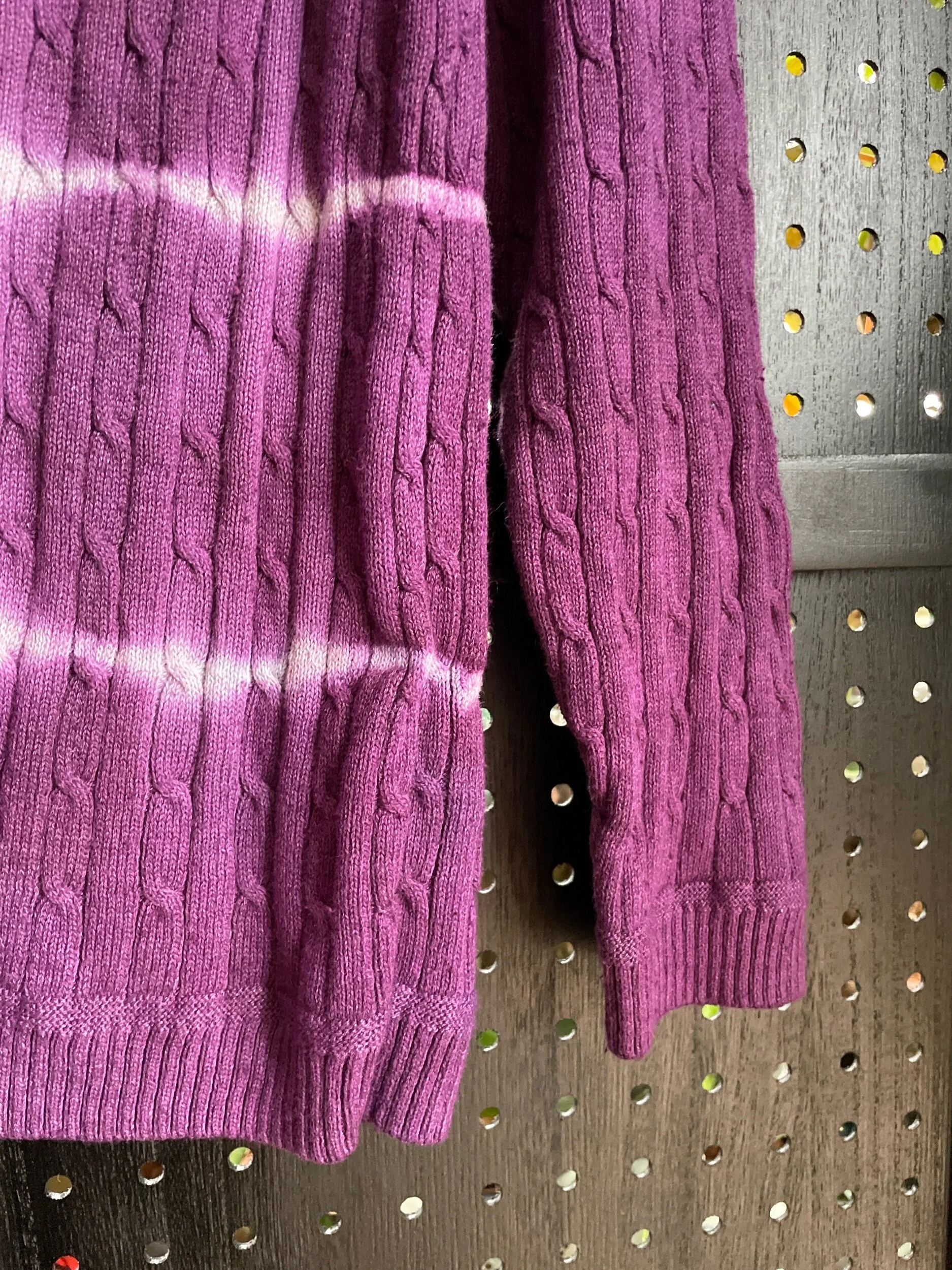 1BD898C5-D6DC-4052-9A56-F1E5FF73776B