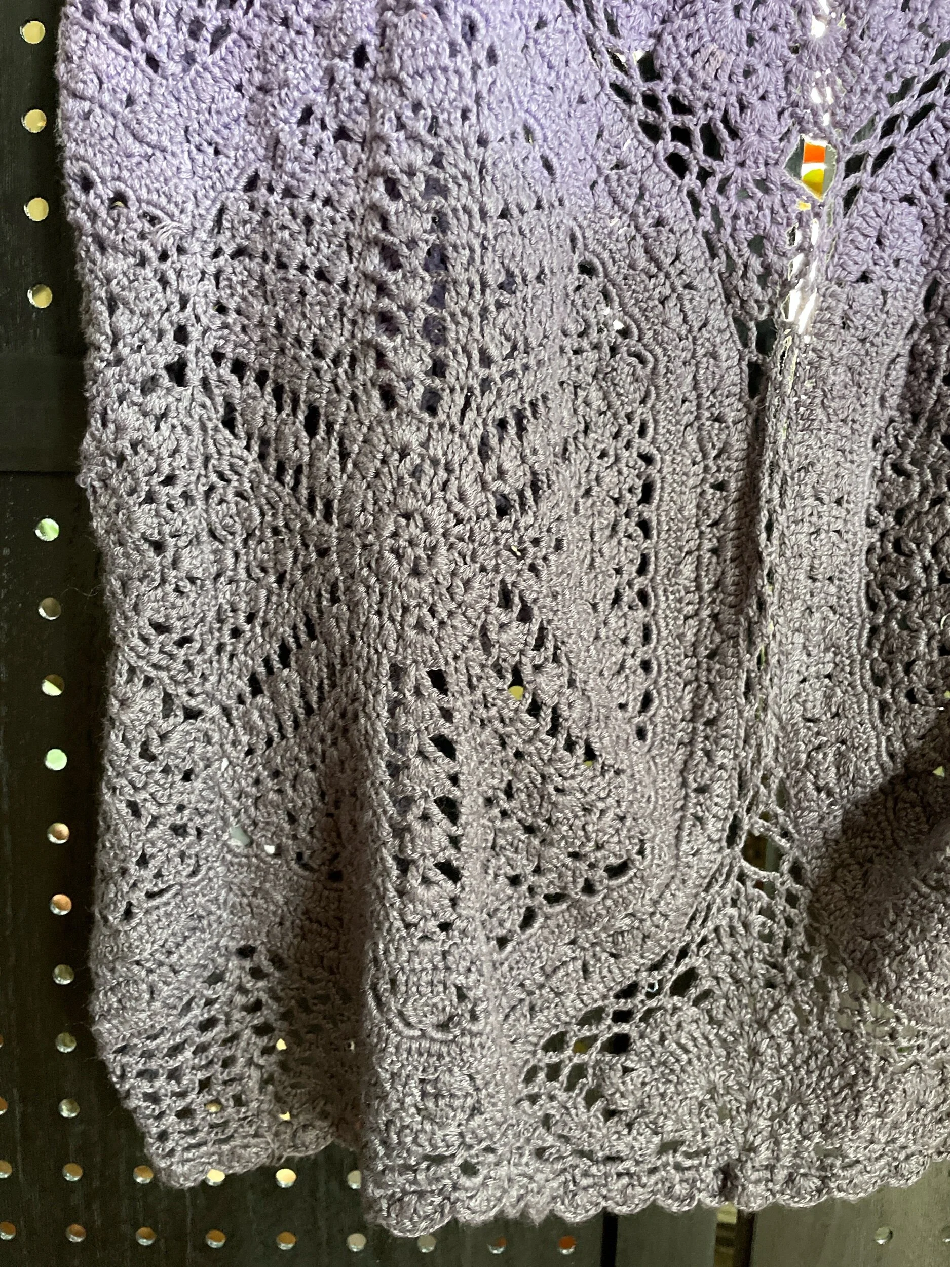 A07033E5-9C7F-4C63-8D18-8A8BC302CBB5