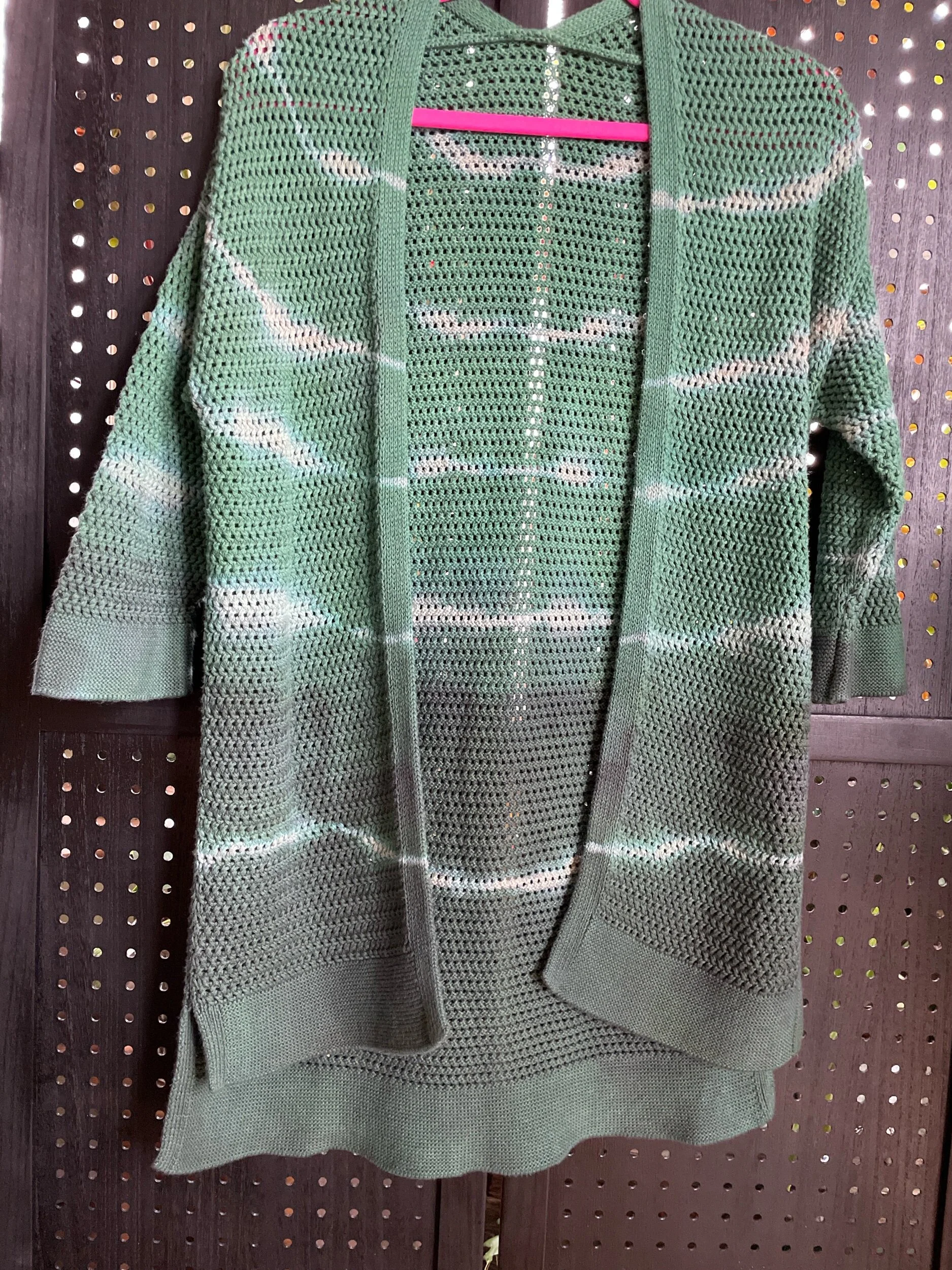 88916EC4-1CEC-4E00-AAE0-E5C88B193226