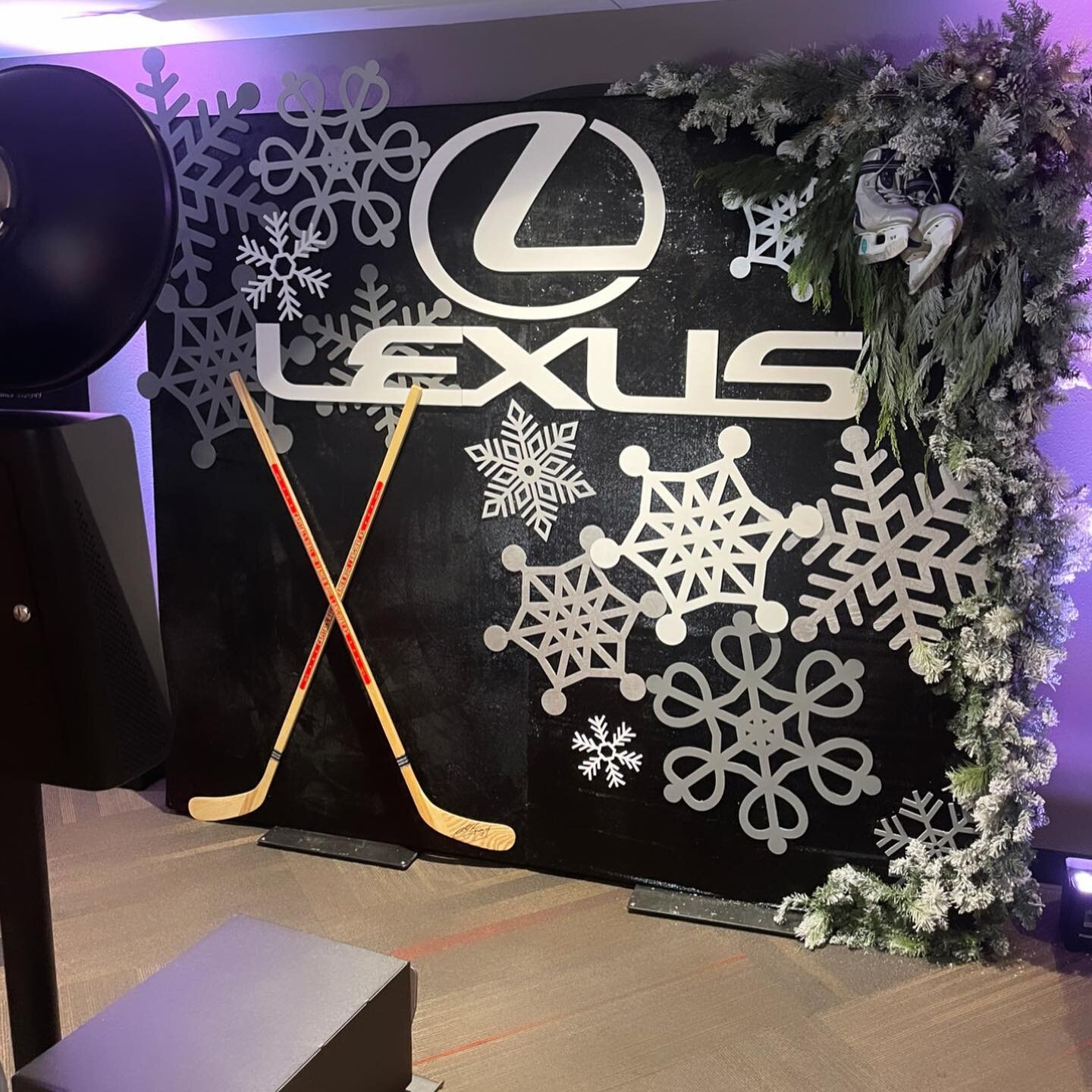Our set up and sample print for the Lexus Suite Level party last December at Capital One Arena for the Caps vs Penguins game. Shout out to our fam @brightlyeverafter for providing the sweet Lexus hockey backdrop with custom cut out logo and snowflake