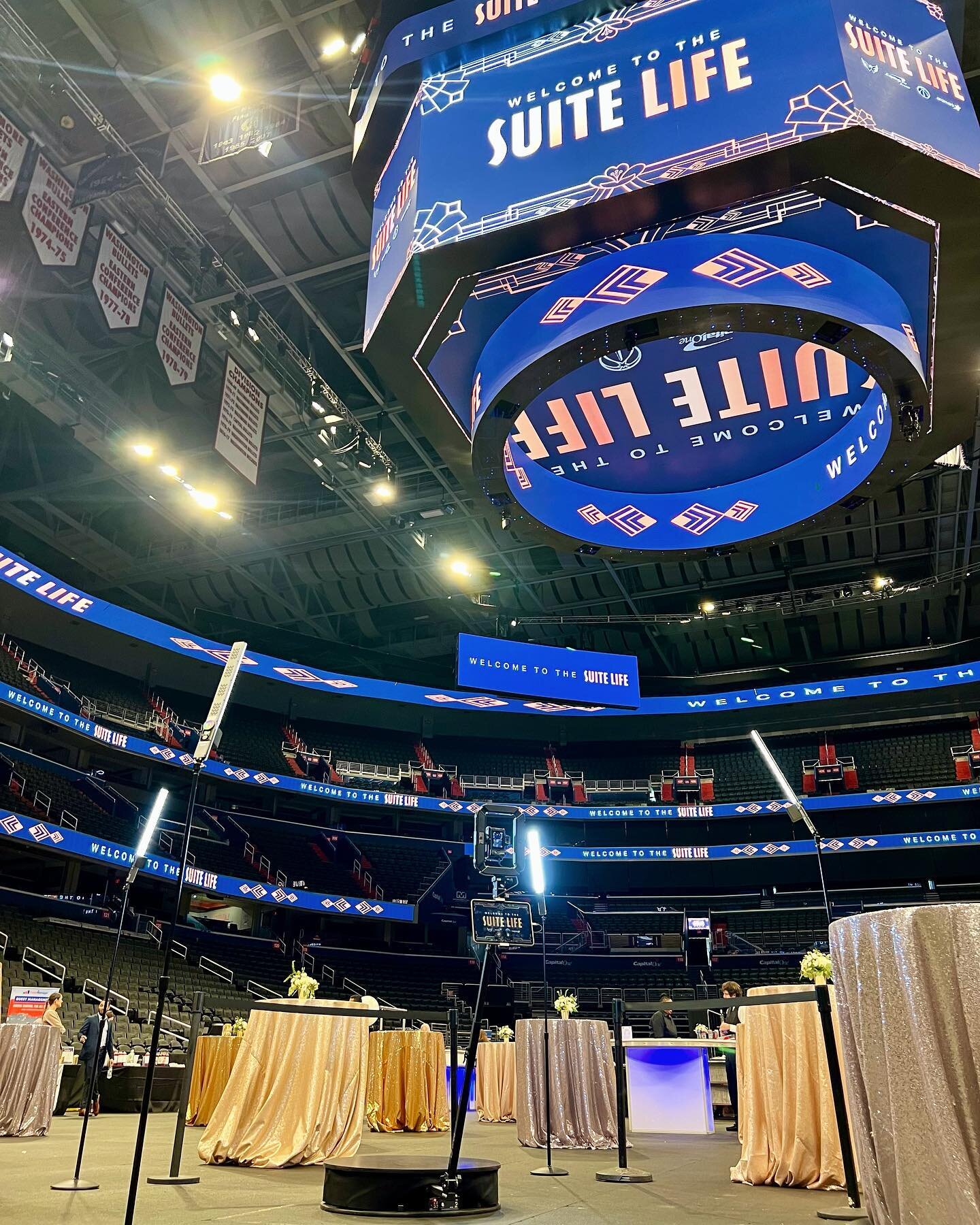 We love our open air photo booths, but we won&rsquo;t turn down an opportunity to bring our 360 Booth on to the @capitalonearena floor. Thank you @monumental_sports for having us out for your Suite Life event. Hit us up if you&rsquo;re looking to mak