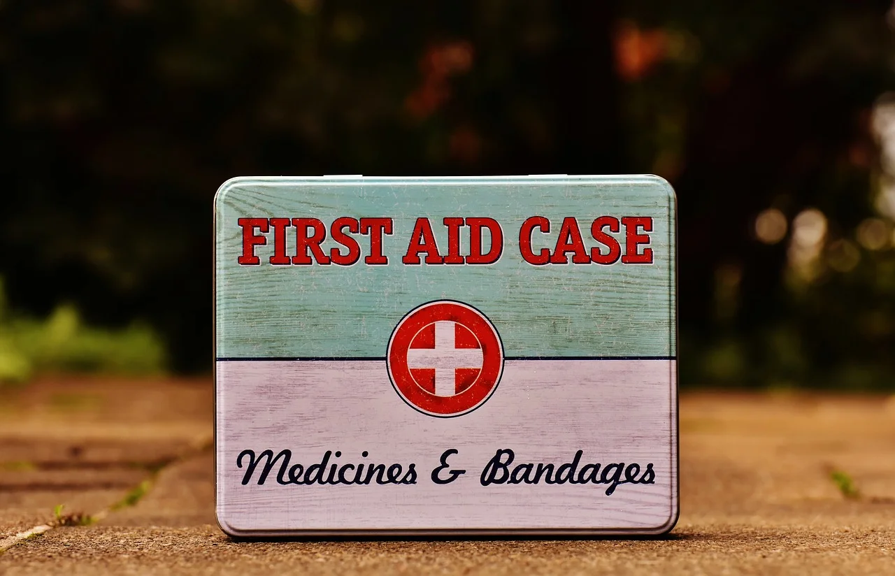 first-aid-1732529_1280.jpg