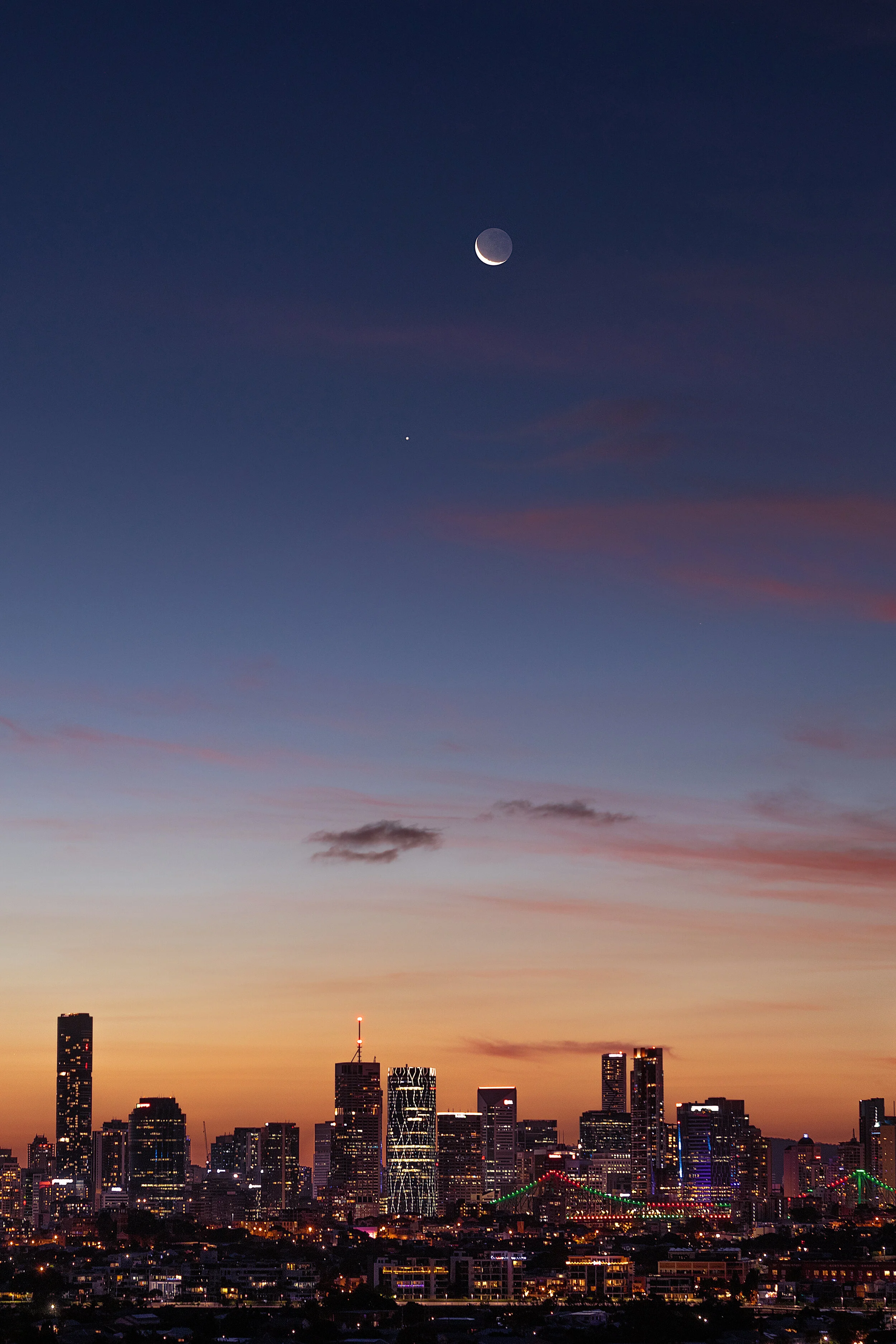 Brisbane Earth Shine