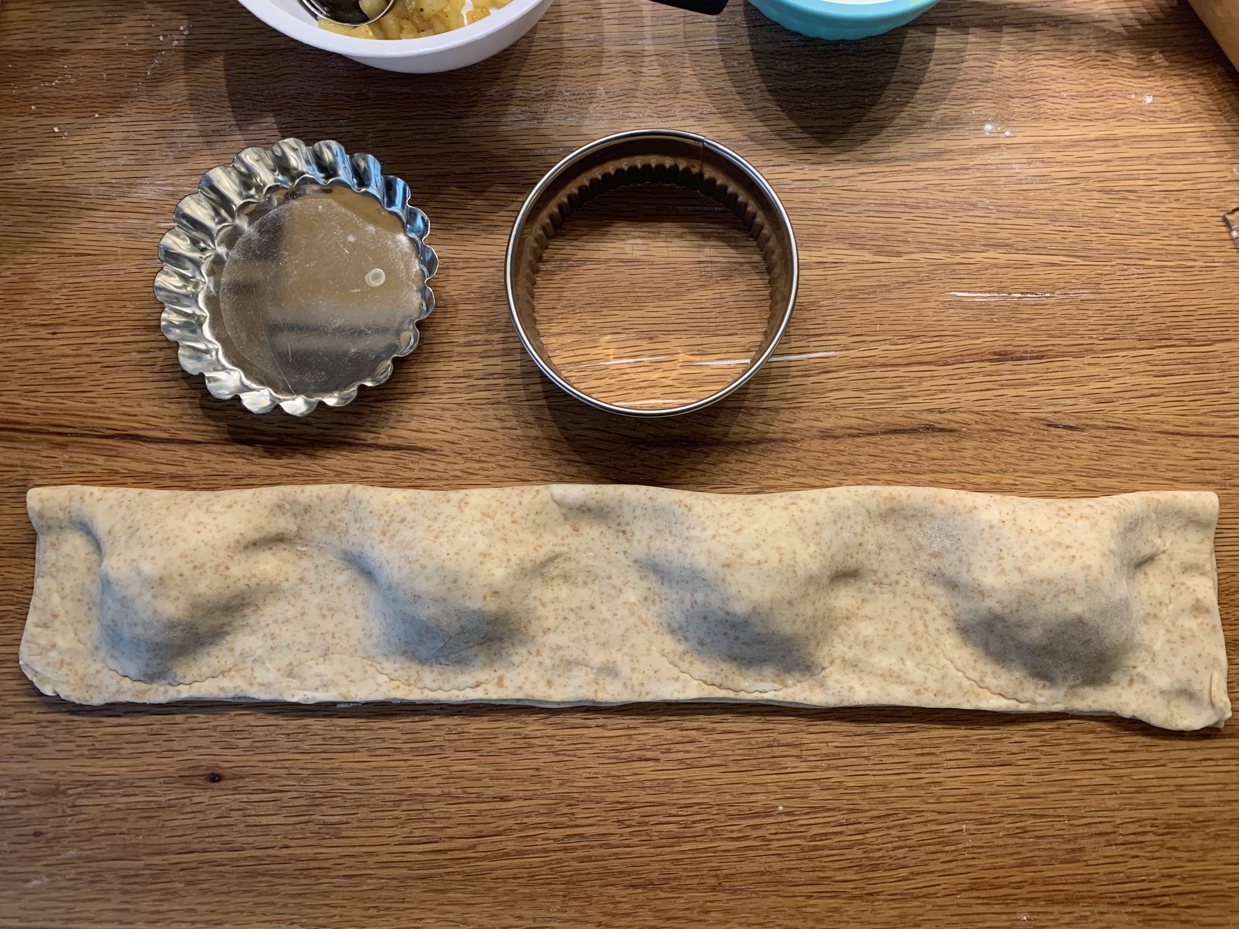This Genius Method For Fixing An Uneven Aluminum Foil Roll