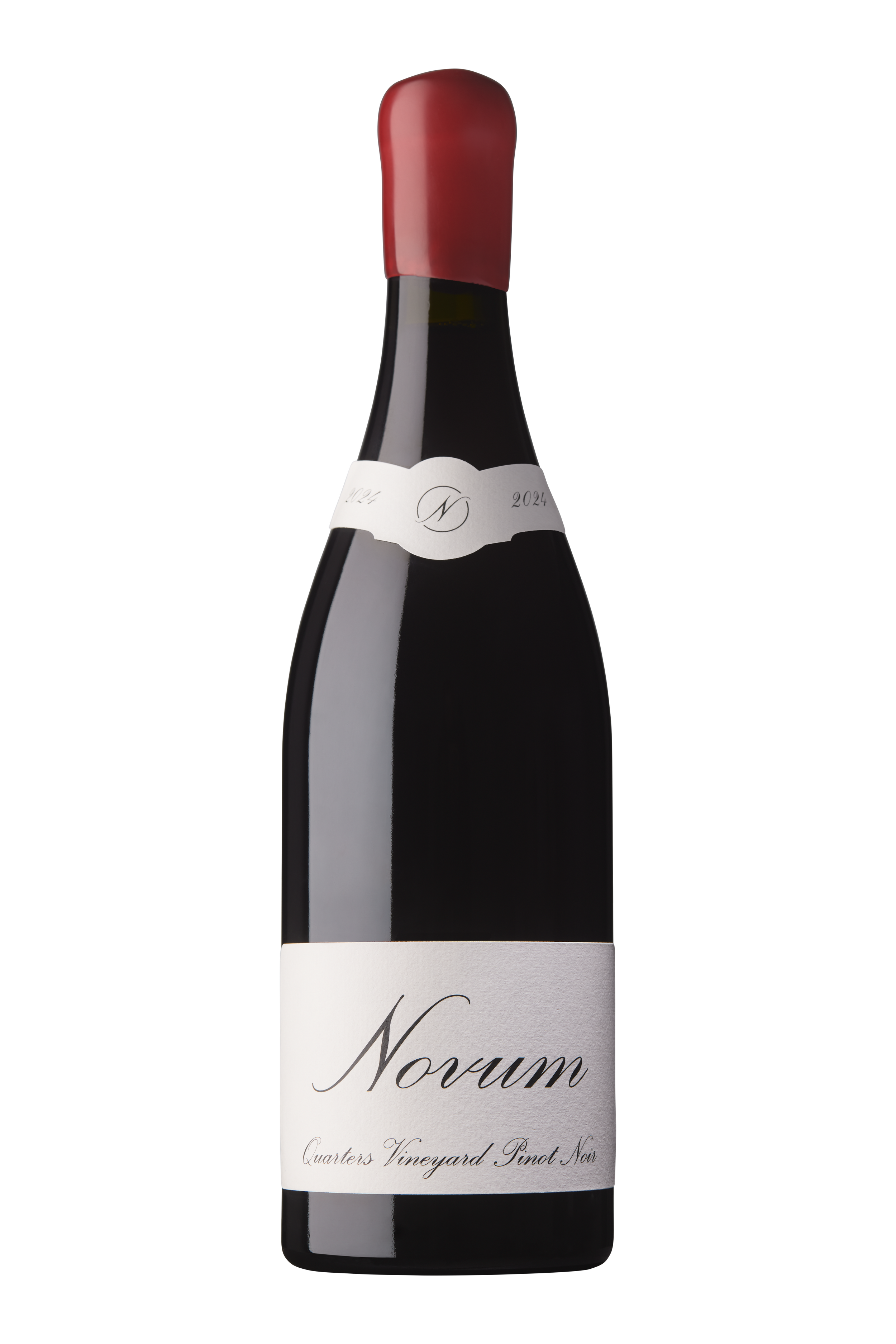 Novum Quarters Vineyard Pinot Noir Bottle image