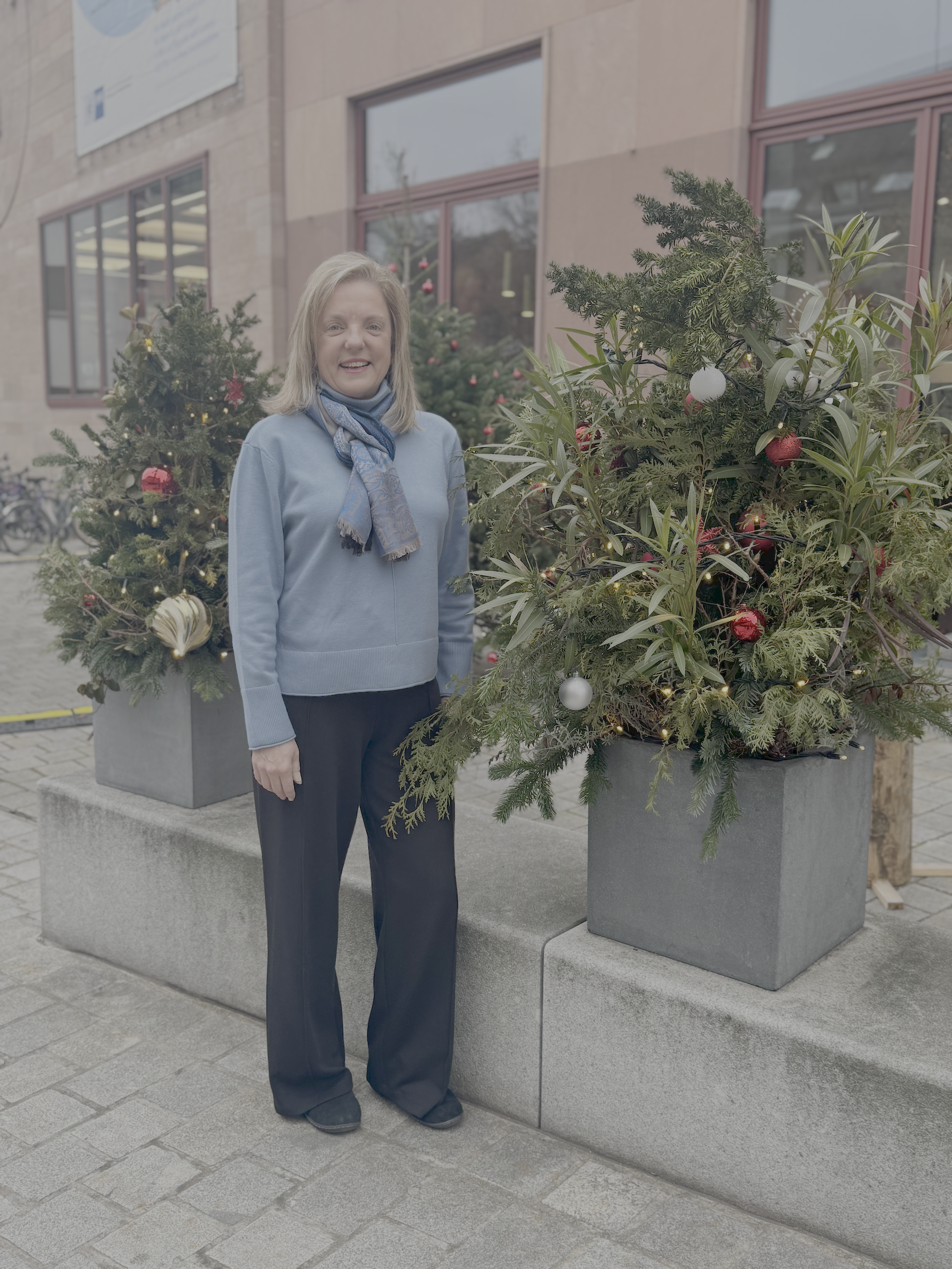 Don’t Get It and You’ll Regret It: A Holiday Market Lesson in Decision-Making