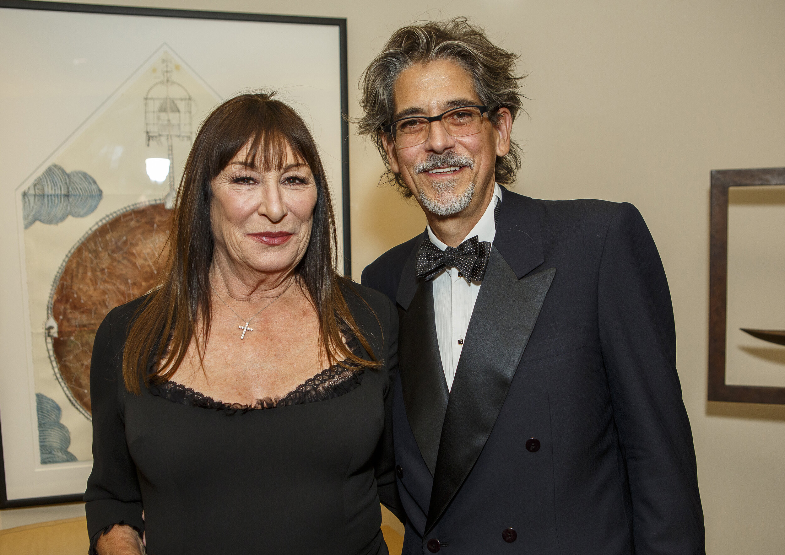  Anjelica Huston (Left) and Steven Graham (Right), son of iconic Mexican-American sculptor, Robert Graham at the Museum of Latin American Art’s Annual Gala, 2019. Photo by Justin Galligher. 