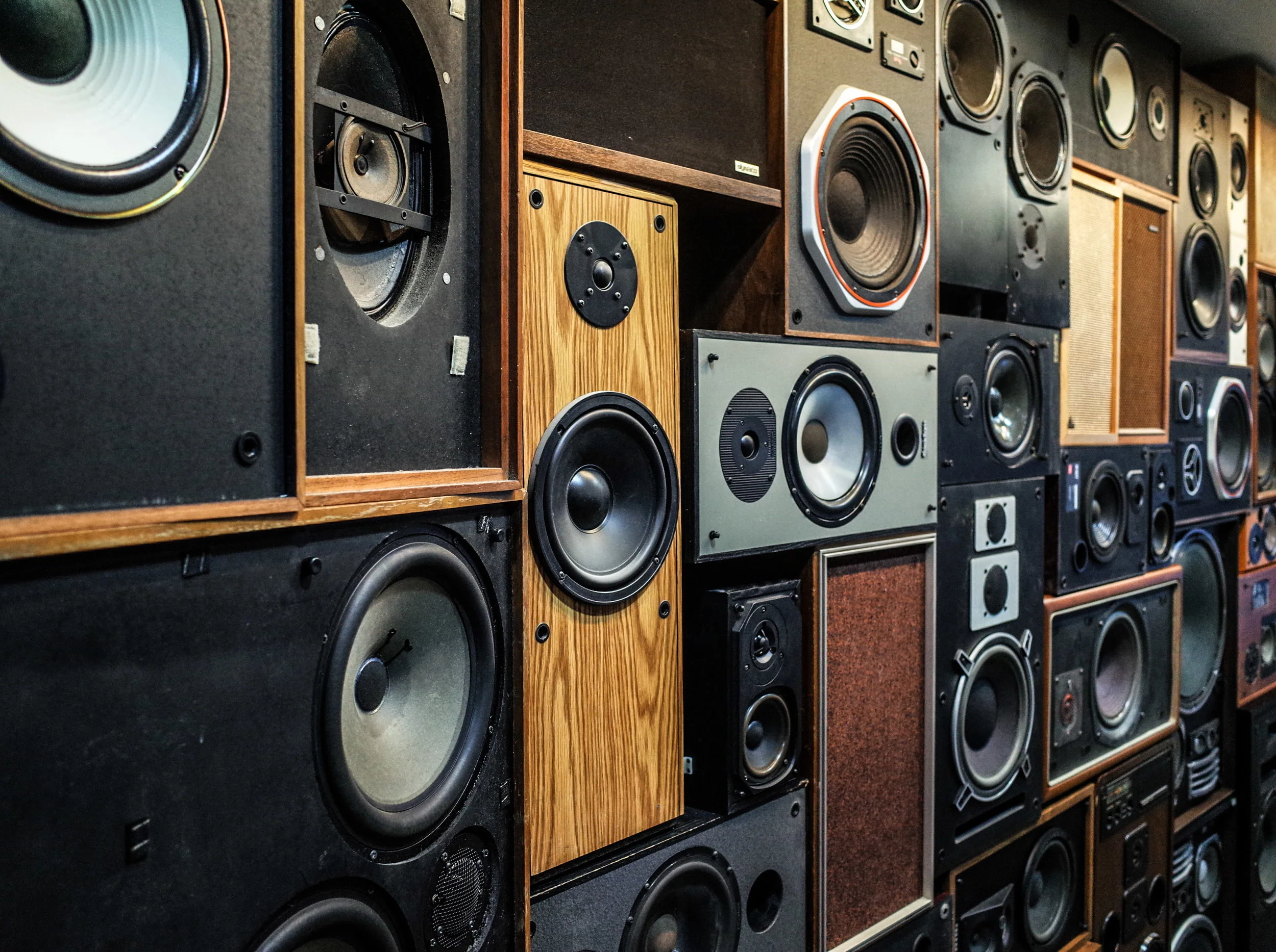 Speakers — Space Lab