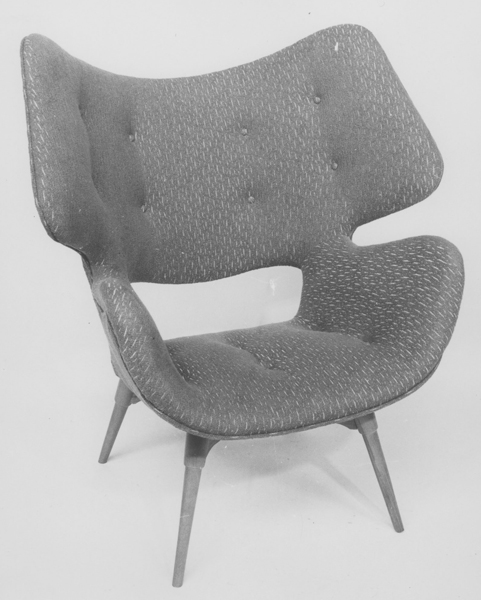 B220H ‘Curl-up’ Contour armchair, 1953