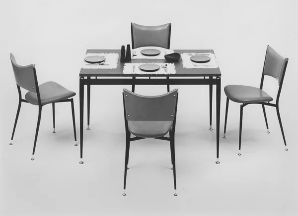 Mitzi dining setting, 1957