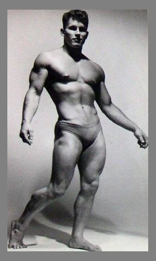 Mr New Zealand Quentin Smith, 1960. Photo by Royale of London, private collection.