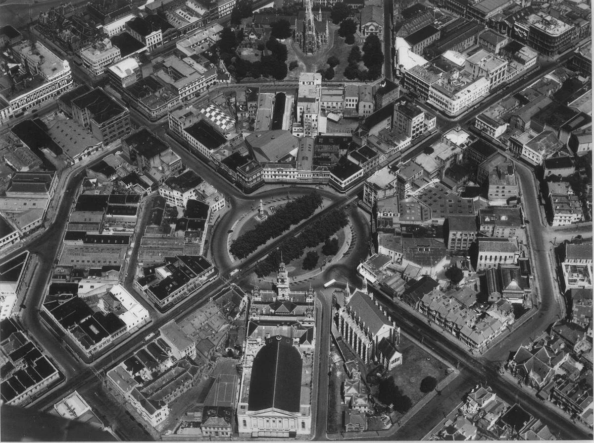 V.C. Browne, The Octagon, Dunedin, Gelatin silver print, 150 x 200mm